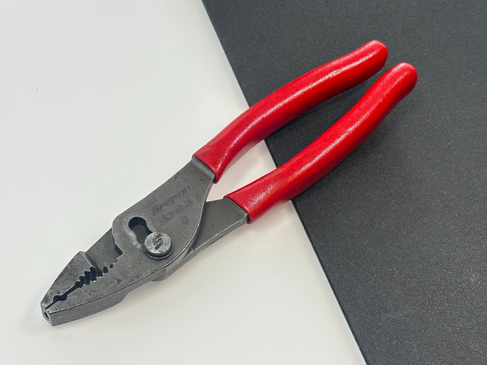 🇺🇸 Snap On Tools USA RED Comfort Grip 8" Universal Hose Clamp Pliers, HCP48CF