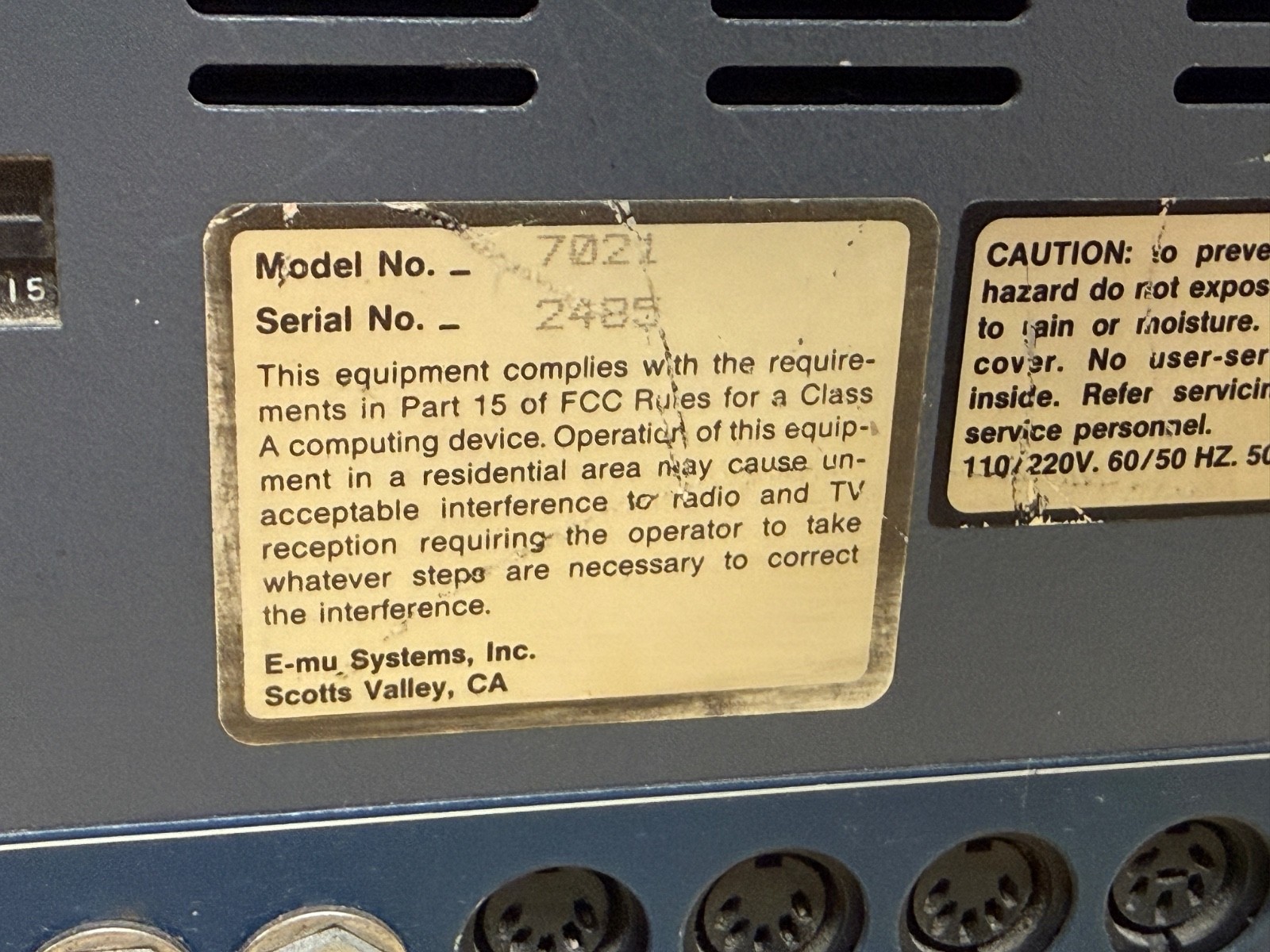 E-mu SP-12 Model 7021 Sampling Percussion/Drum Machine