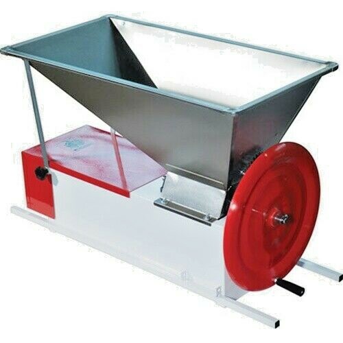 Italian Crusher Destemmer - Manual Stainless easy-to-clean grapes fall through