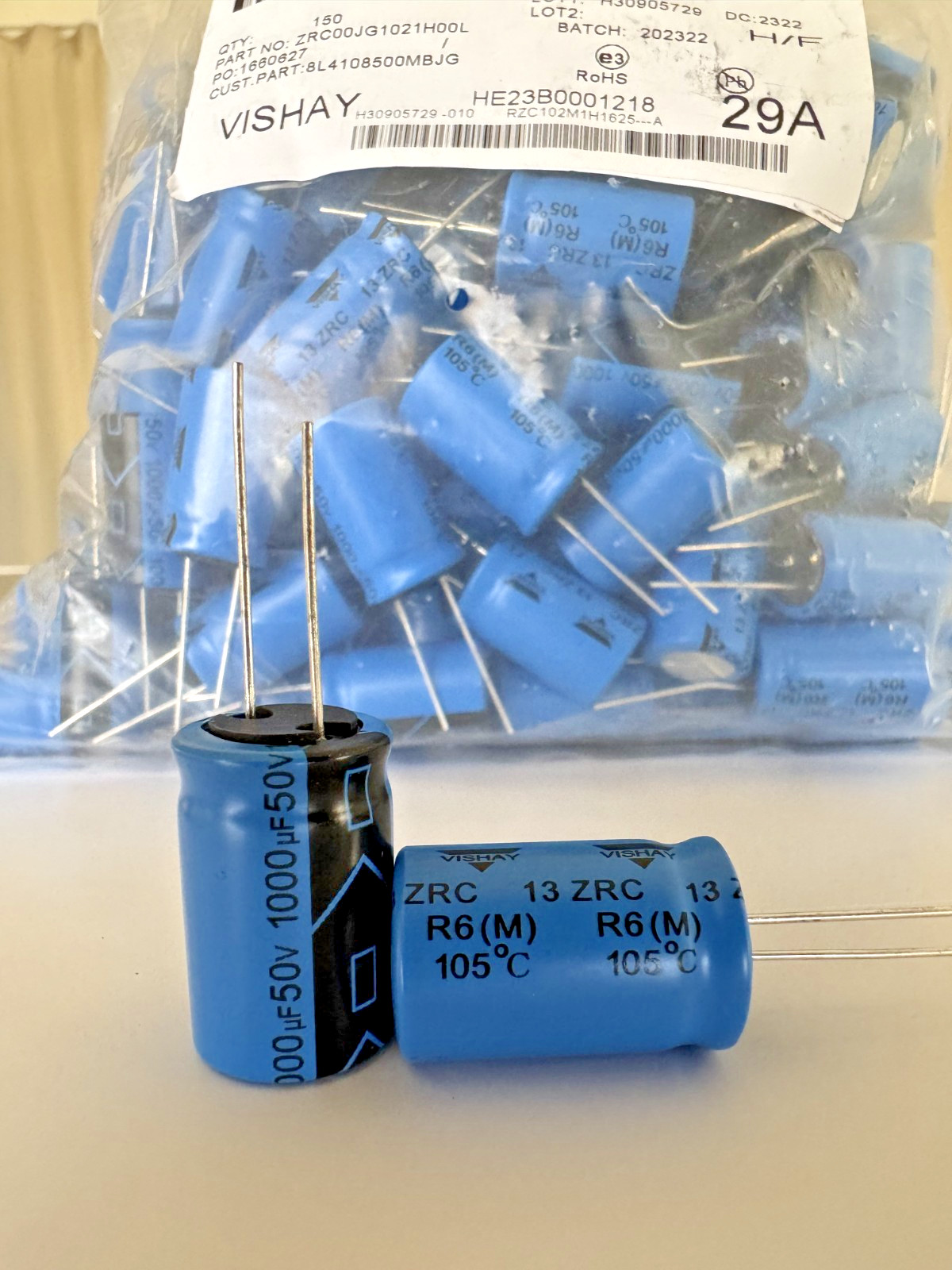 20X ZRC00JG1021H00L VISHAY 1000uF 50V  ±20%, 10000h, 16x25mm Radial 105C ZRC