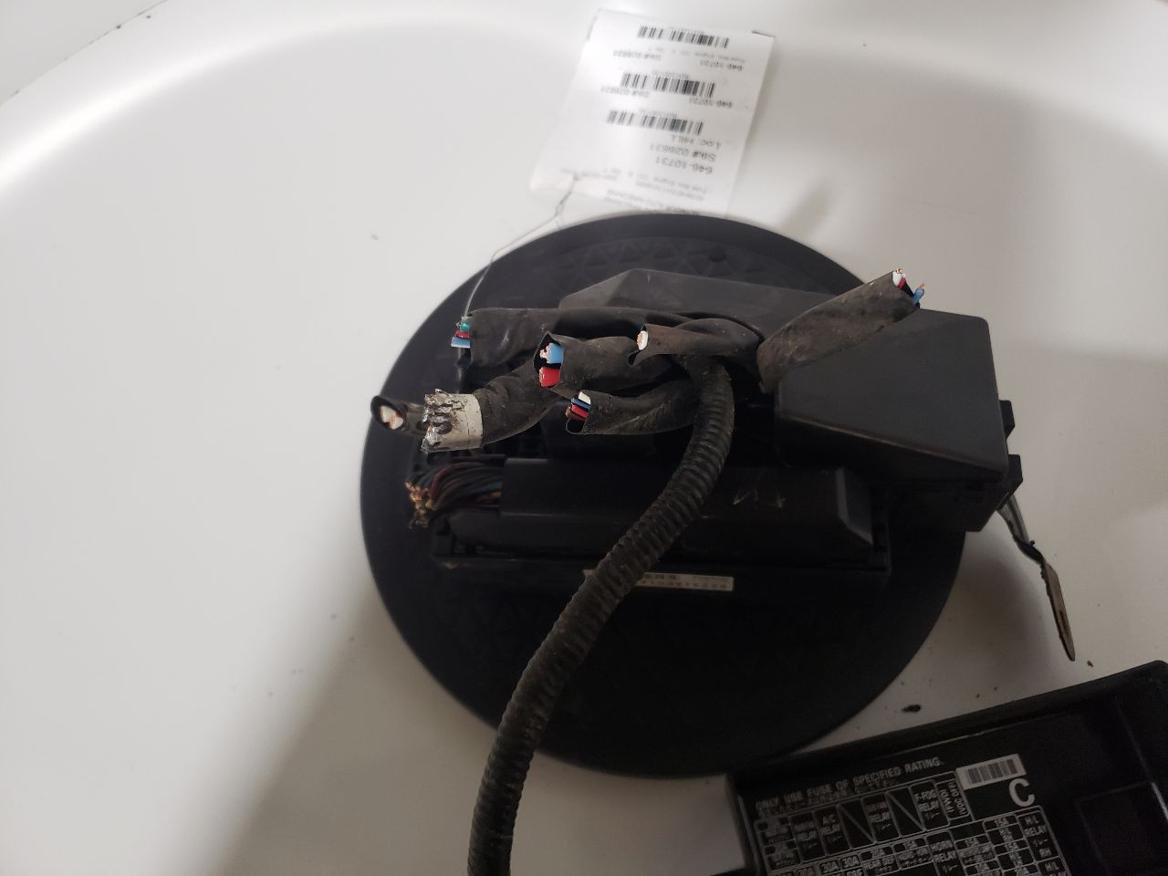 Used Fuse Box Engine fits: 2001 Subaru Legacy engine compartment 2.5 Grade A
