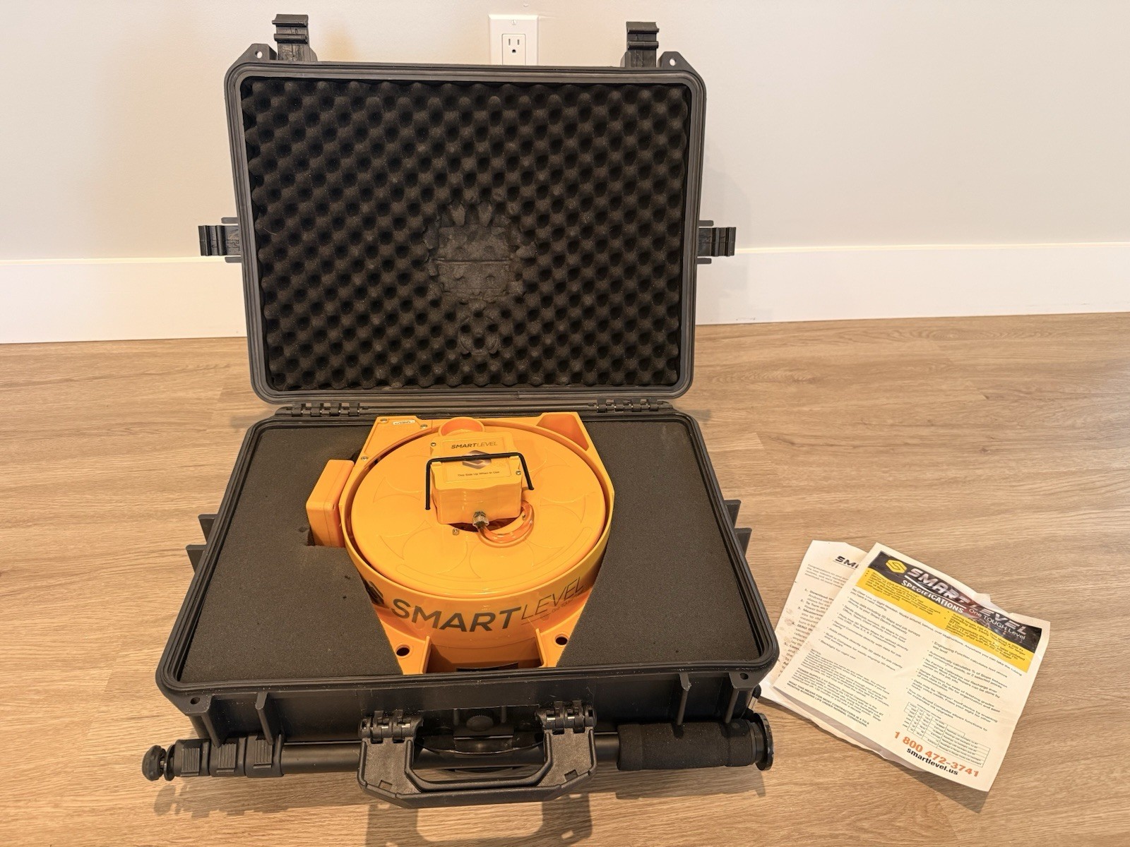 Smart Level Construction Altimeter, Bluetooth All Sensor Model W/ Monopod & Case