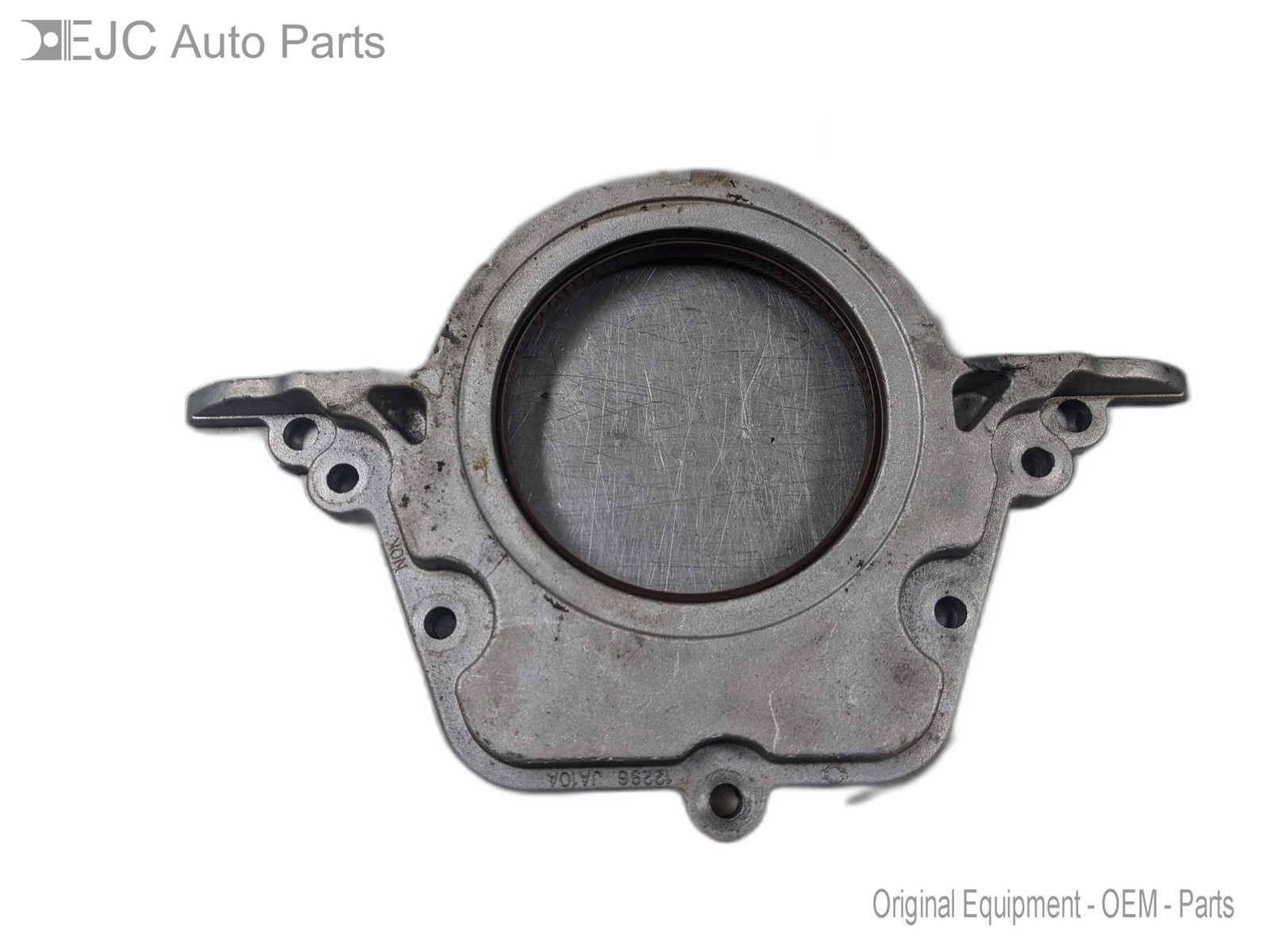 Rear Oil Seal Housing For 09-14 Nissan Murano  3.5 12296JA10A FWD
