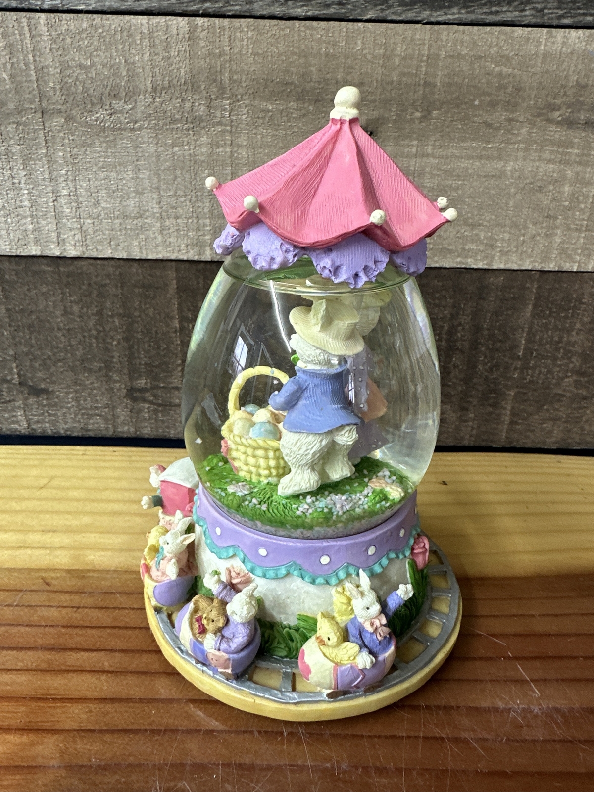 Easter musical snowglobe easter bonnet bunnies
