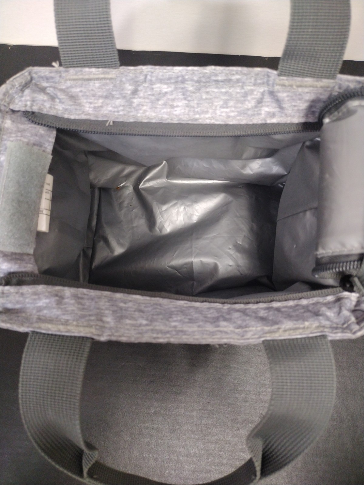 Igloo Cooler Bag Small Clean Good Zippers