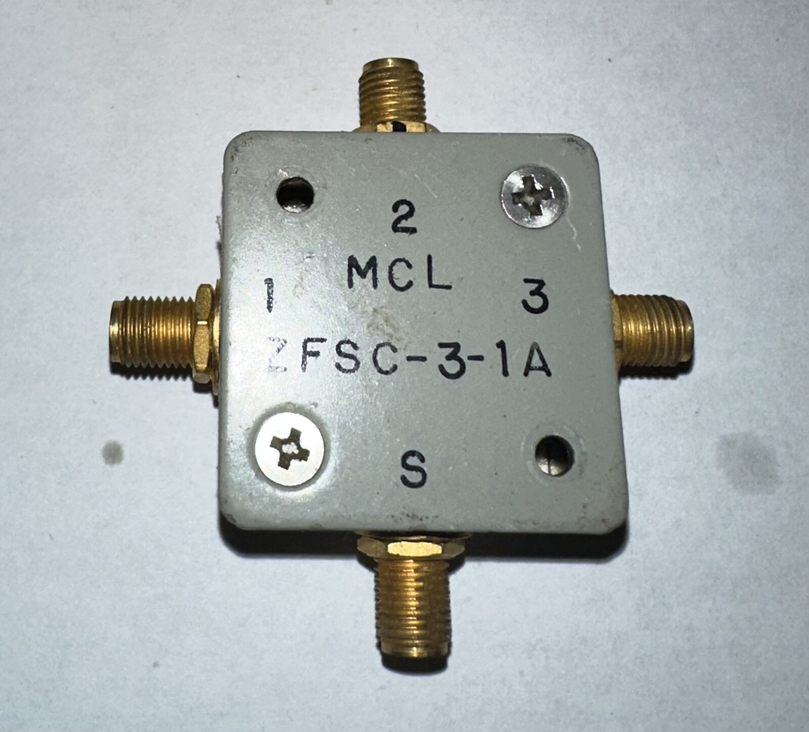 Mini-Circuits Zfsc-3-1A 1MHz-500MHz Power Splitter / Combiner