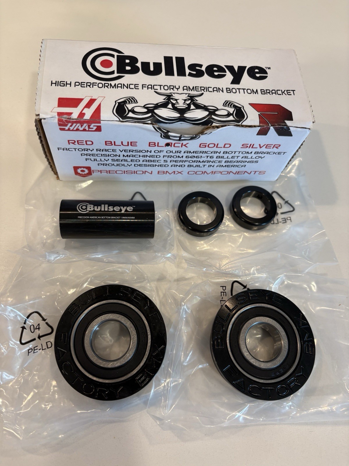NEW BULLSEYE BMX AMERICAN 68mm BOTTOM BRACKET BLACK ALLUMINUM SEALED 19mm