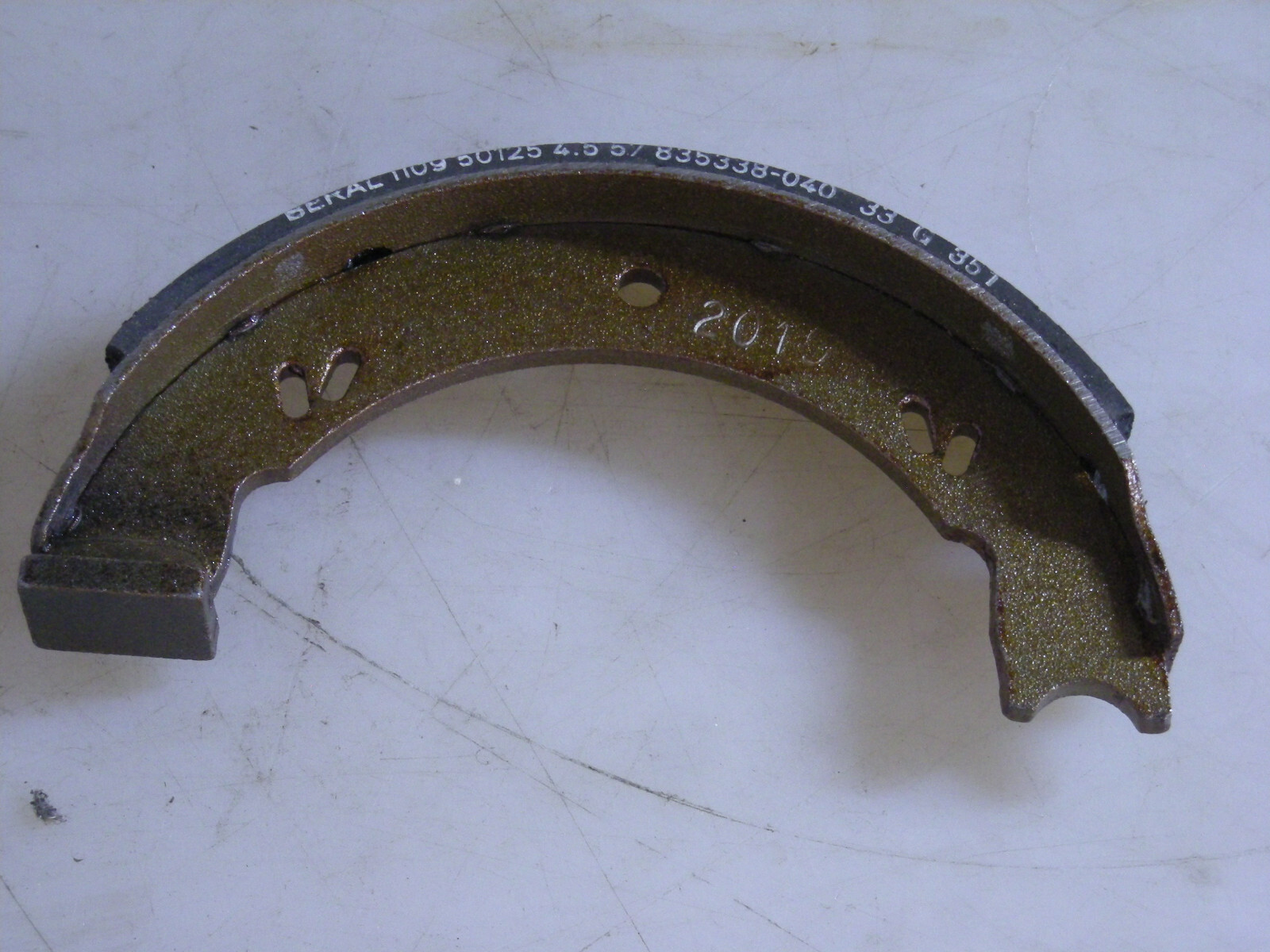 109597 BRAKE SHOE FOR CROWN PE 3000 SERIES