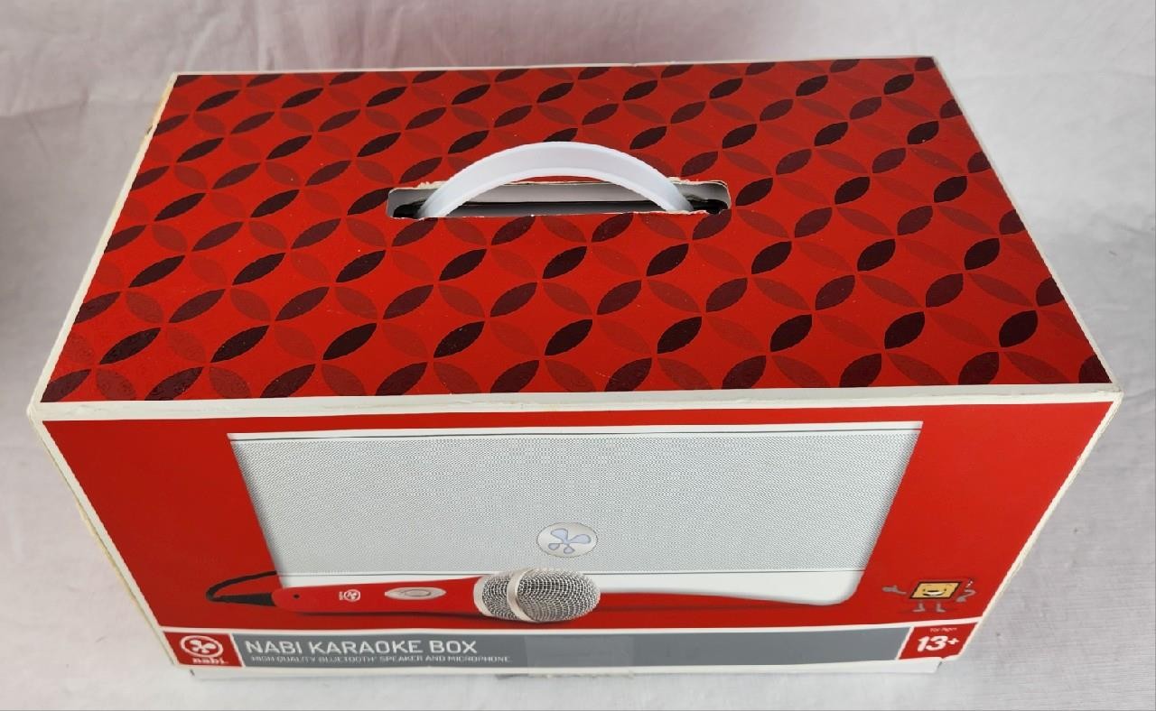 Nabi Karaoke Box High Quality Bluetooth Speaker and Microphone Complete