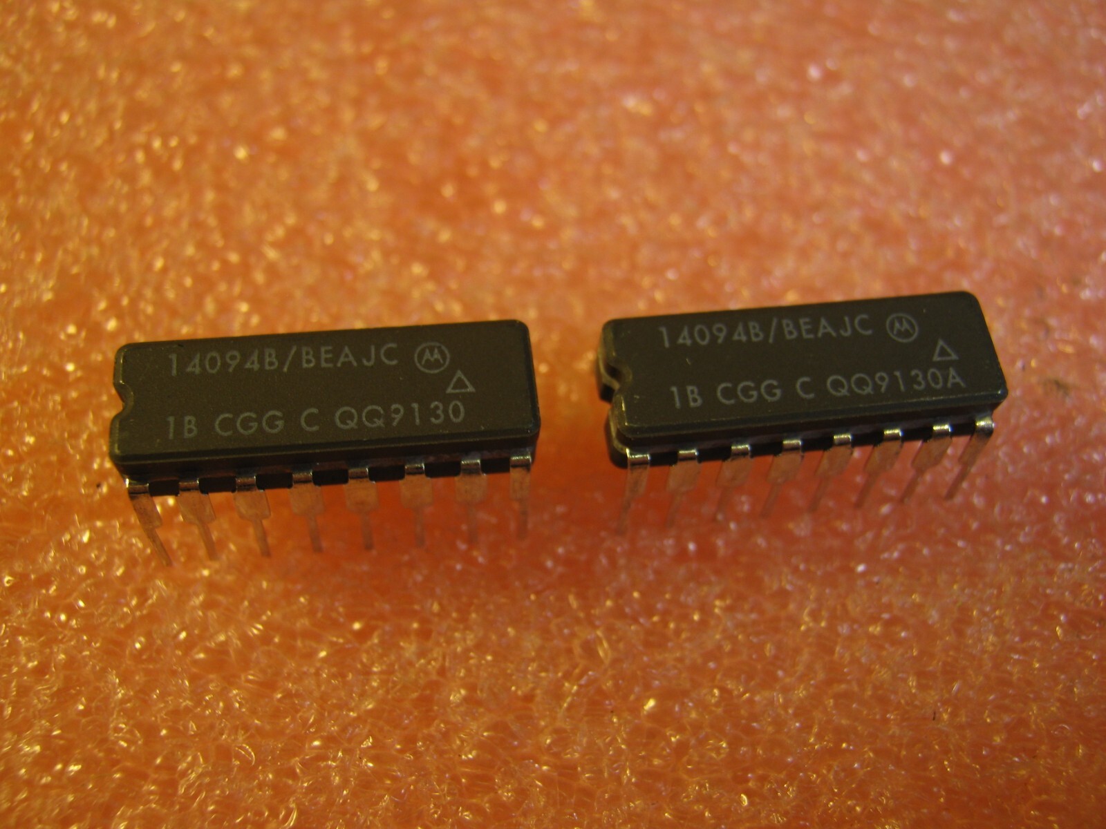 14094B/BEAJC Lot of 2 NOS from Motorola (CGG) No International Shipping