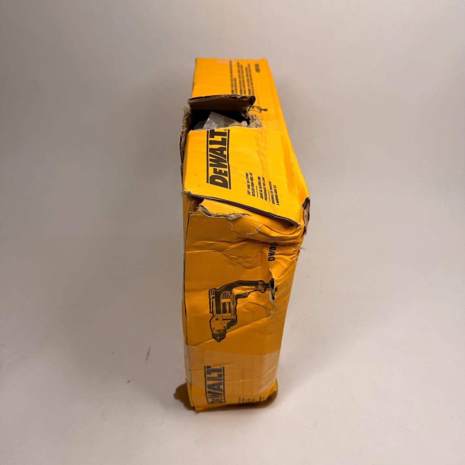 DeWalt DWD110K 8 Amps 3/8" Keyless Check Drill Kit