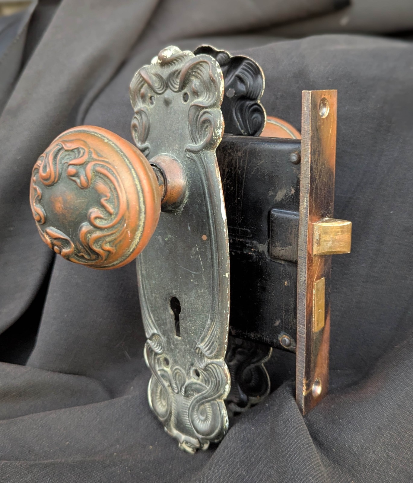 Antique Vintage Old Brass Art Nouveau Interior Door Lockset Knob Plate Lock