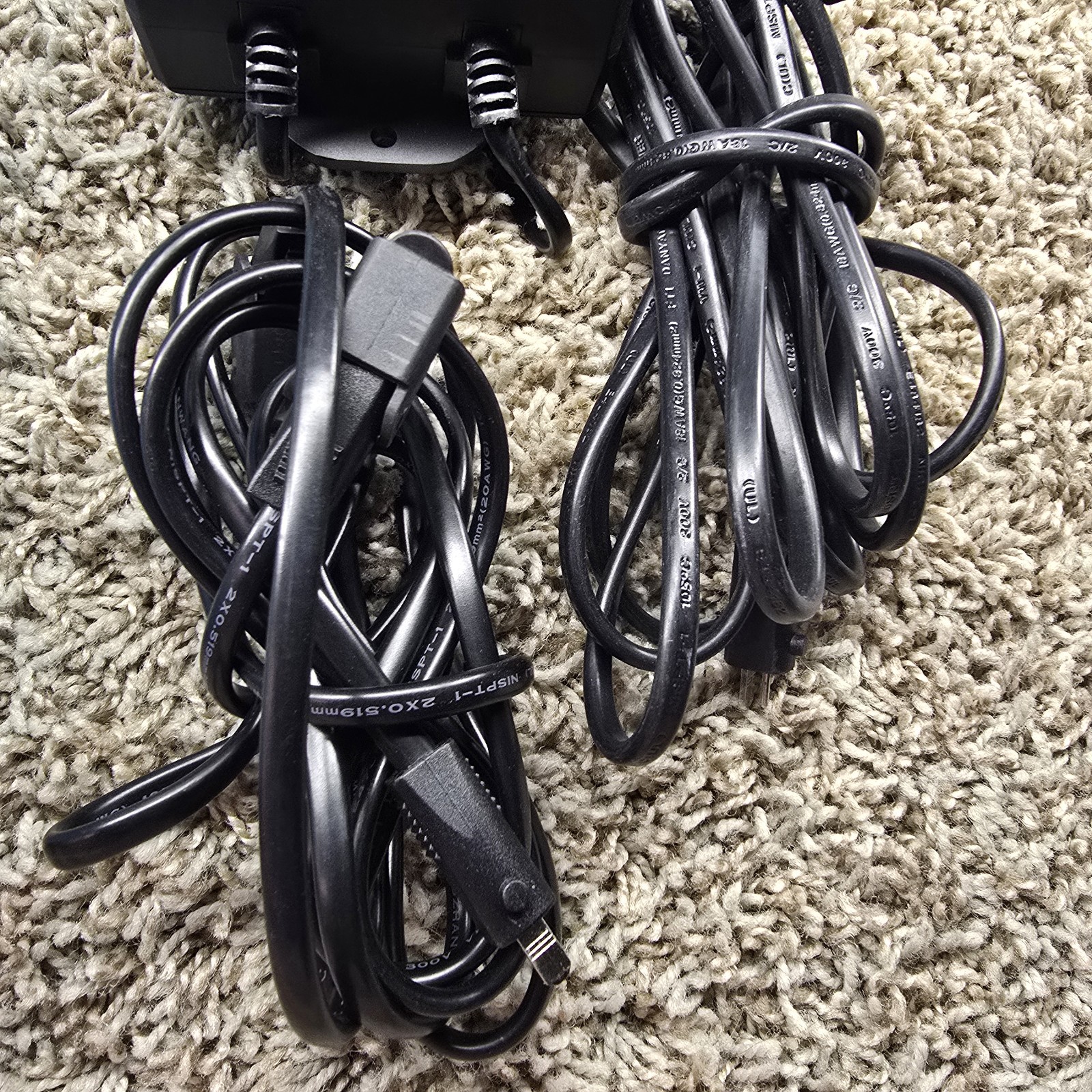 The Blue Cactus Company GW-ZA01 Black 5000MAH Furniture Battery LOT OF 2 *PARTS*