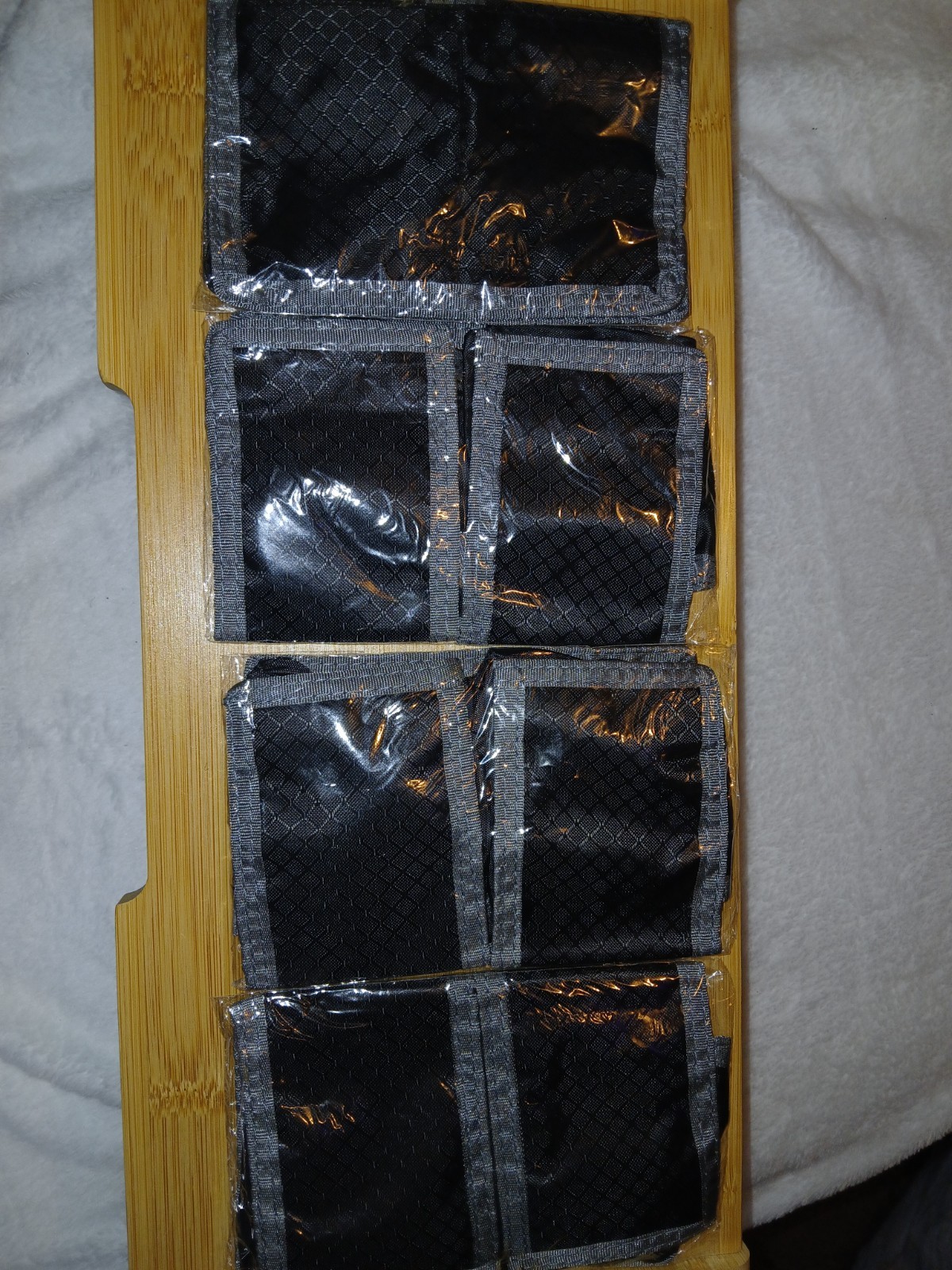 2pocket Medium Sized Battery Storage Pouch
