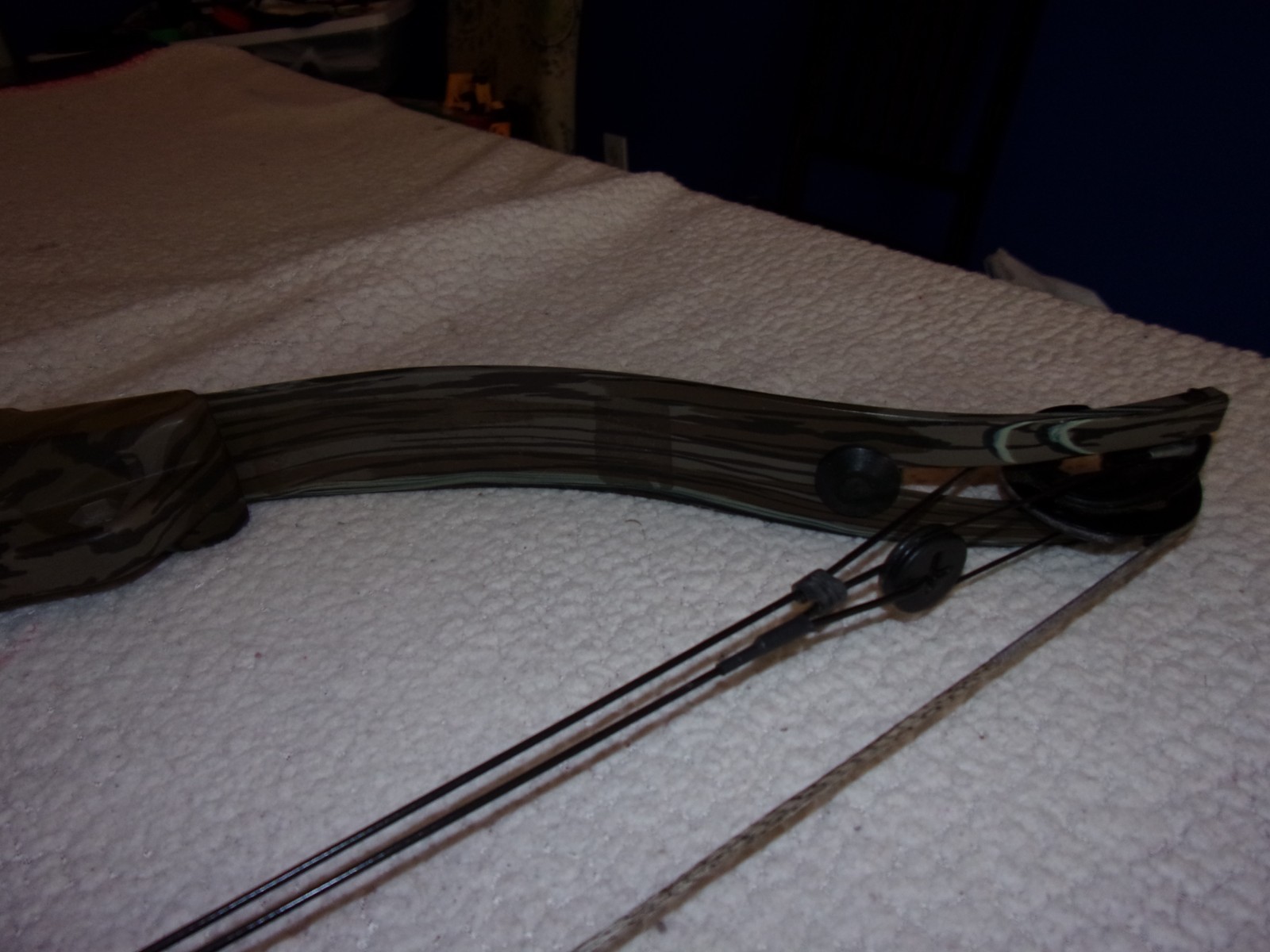 Golden Eagle Hawk System Compound Bow