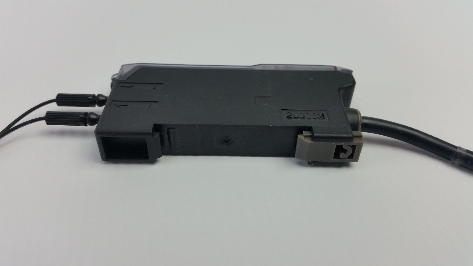 Omron E3X-DA11-N Photoelectric Sensor