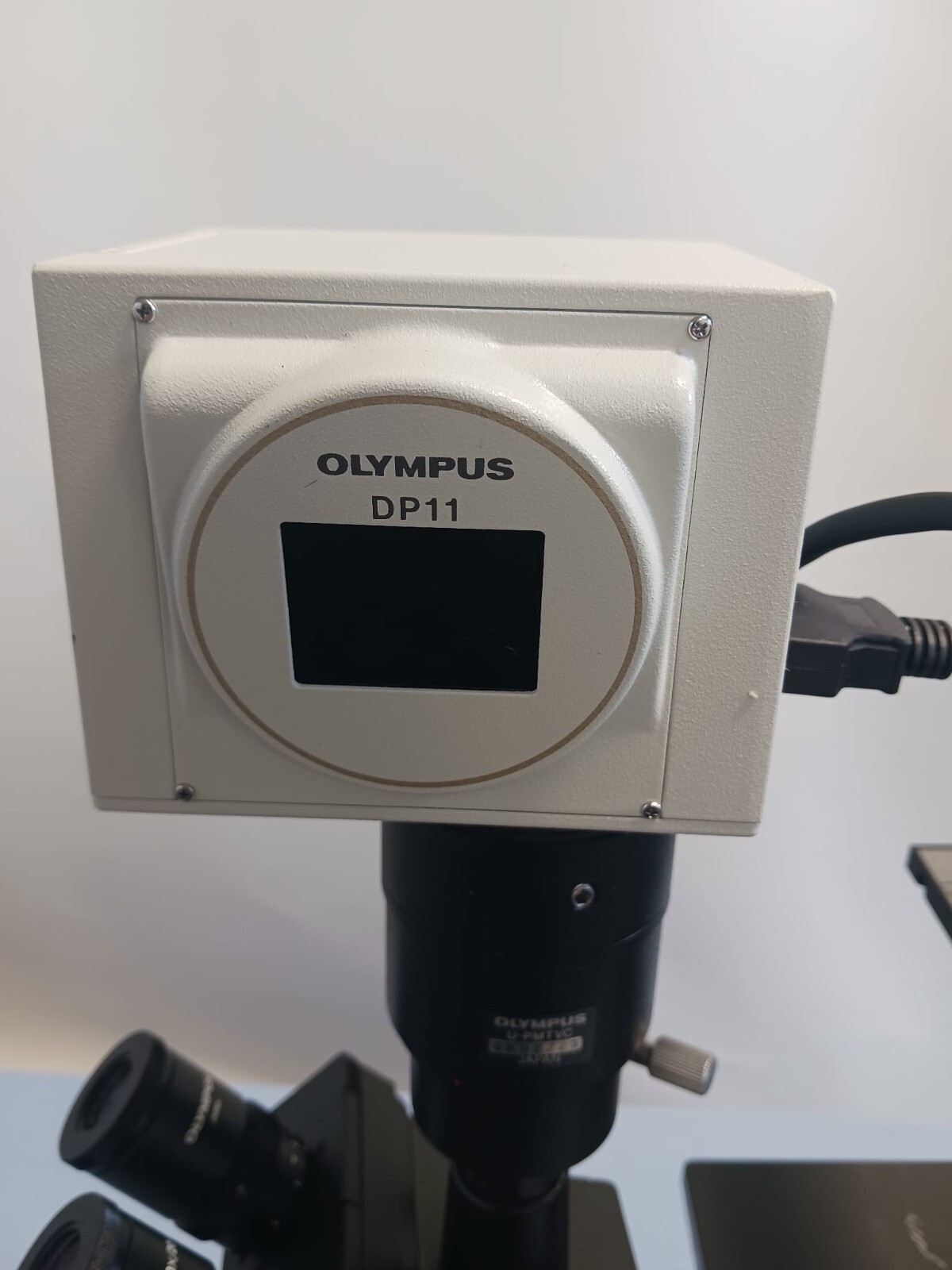 Olympus CK40-F100 Inverted Microscope w/ DP11-N Camera Control Unit 4X Objective