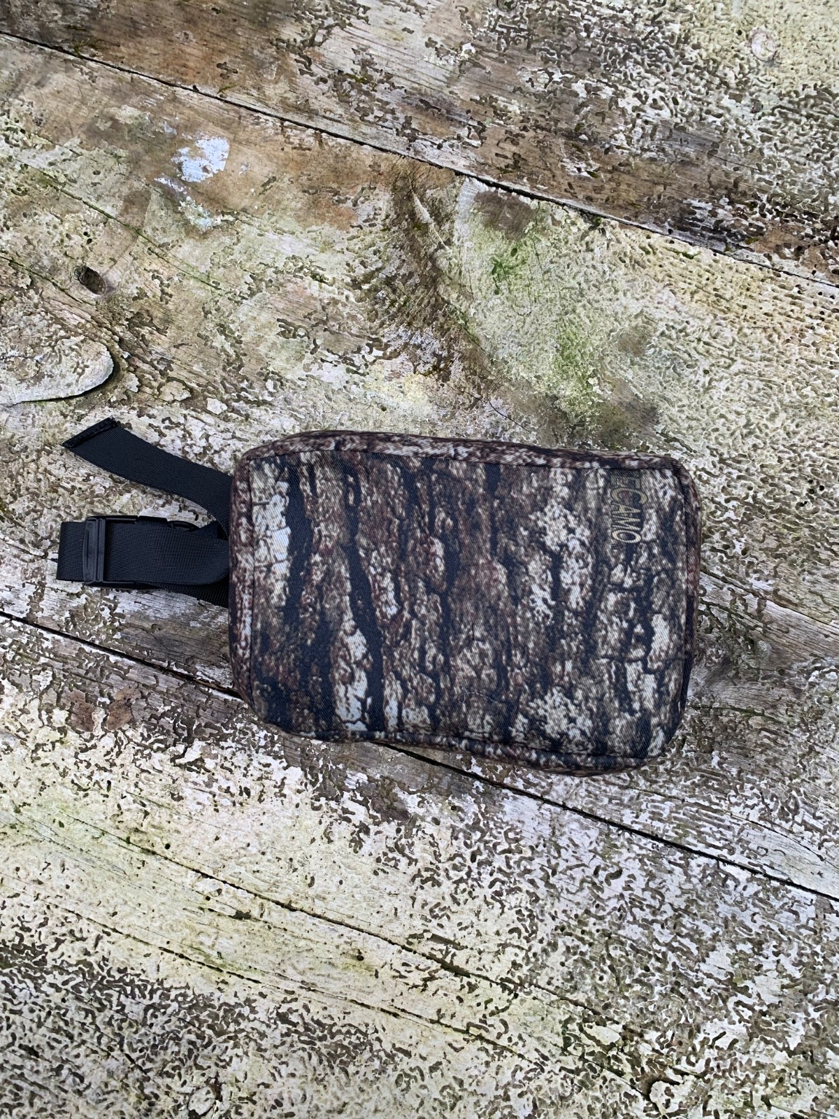 "Sleepy Head” tree saddle accessories