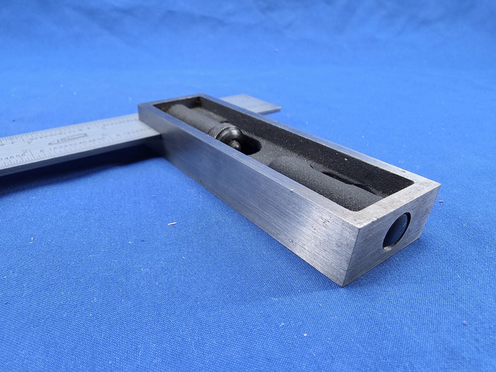 iGaging Double Square 6" In Plastic Case