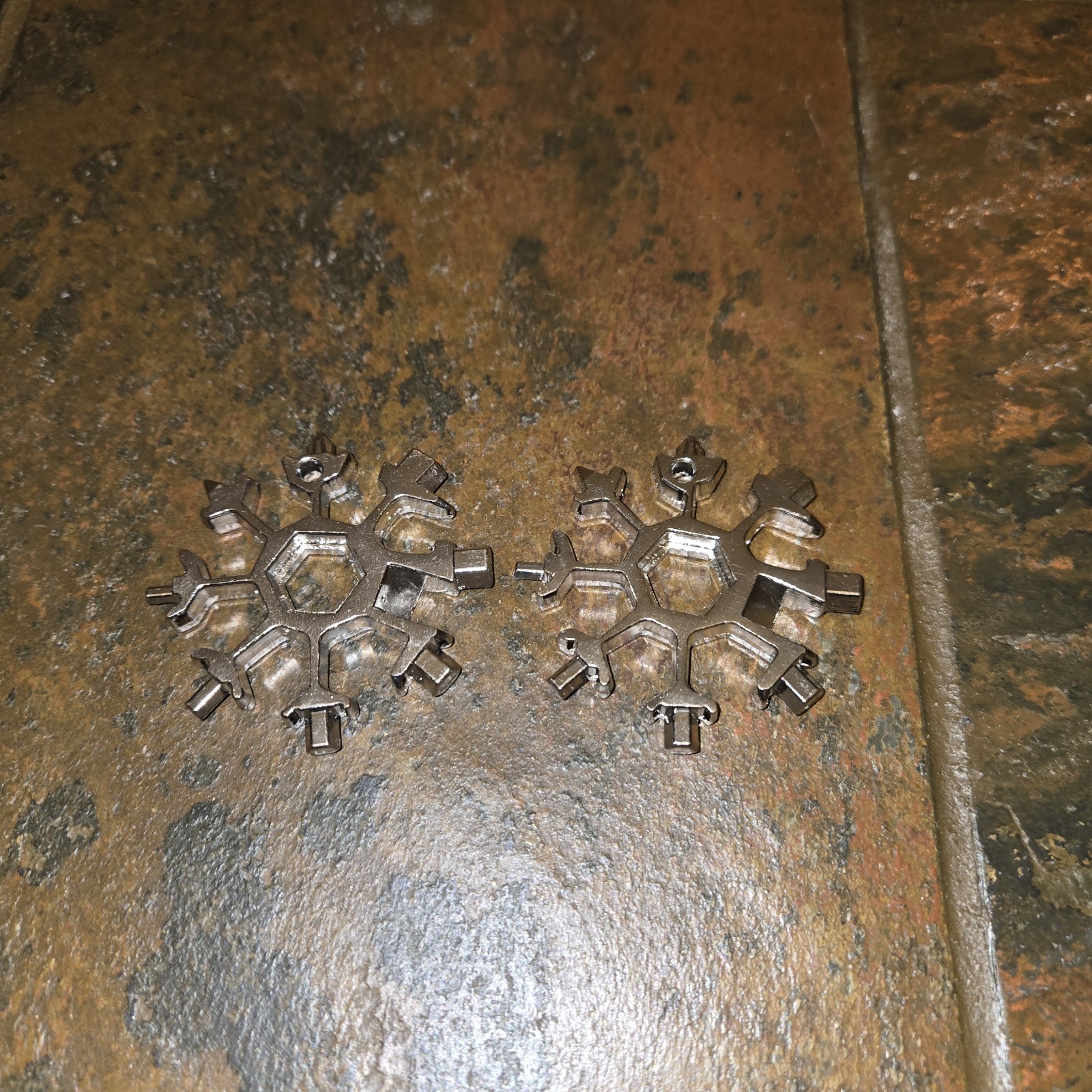 Two Stainless Snowflake Shape 18 In 1 Multi Tool Screwdriver US Fast Shipping!