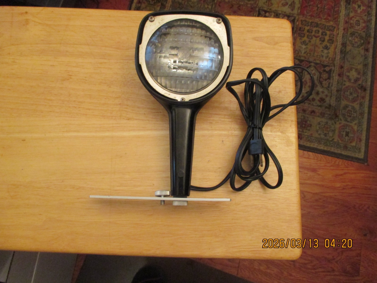Vintage Atlas Warner Movie Light Model 1210, 650 Watts Tested Works Pre-Owned