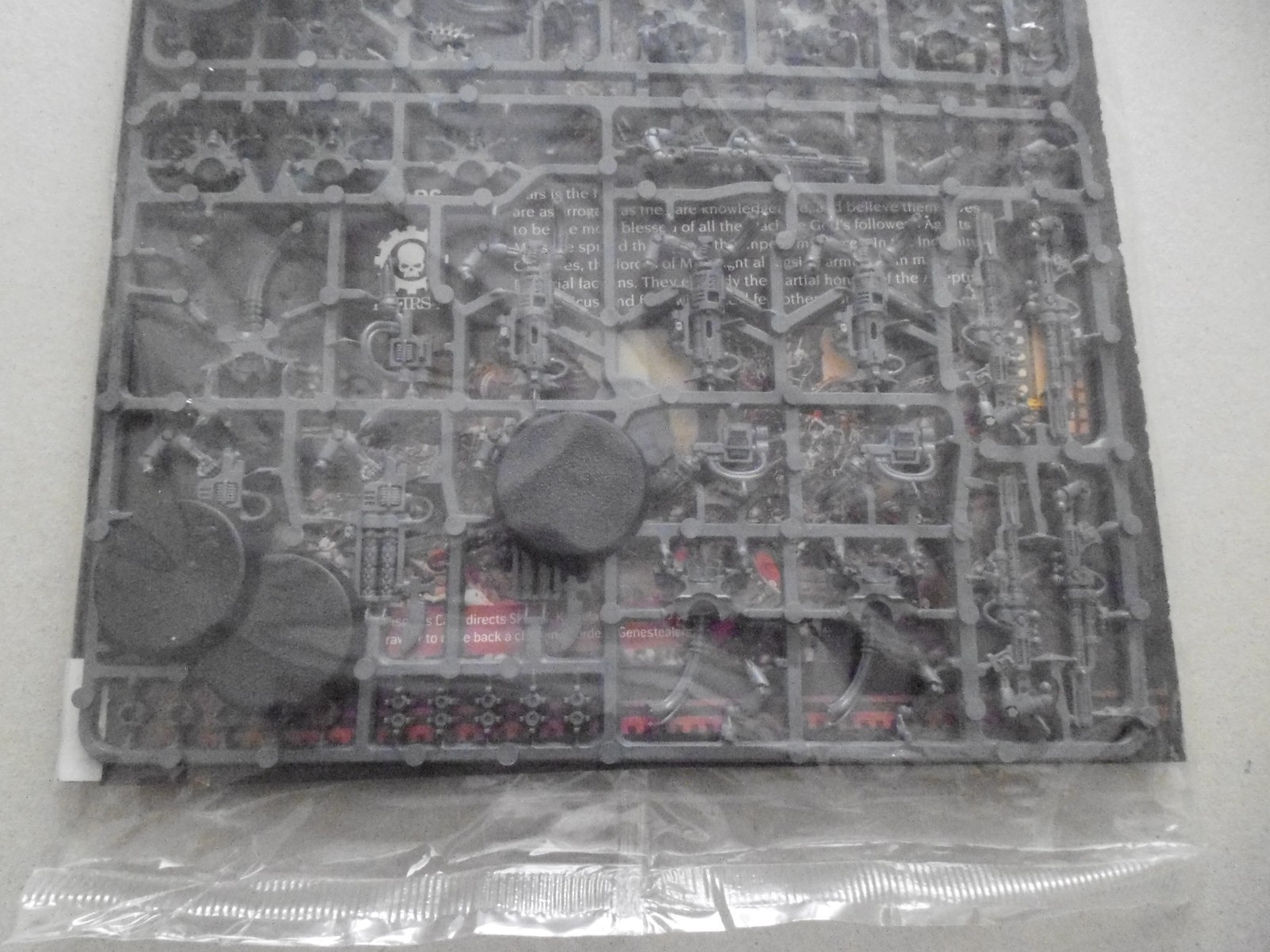 Warhammer 40,000- Imperium- Issue #25- Sealed- Five miniatures
