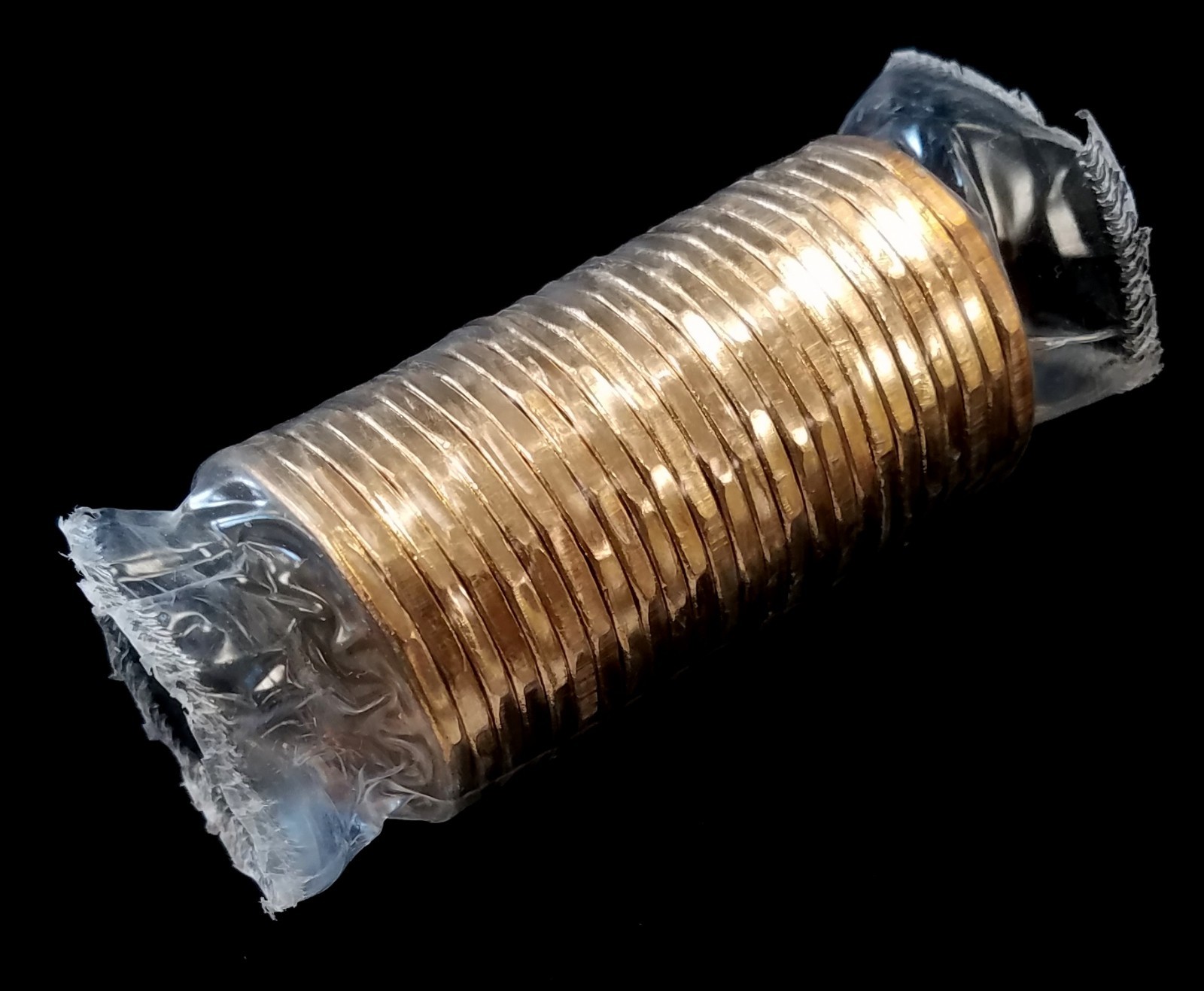 1994 Canada War Memorial Dollar Roll! 25 coins in plastic bank wrap!