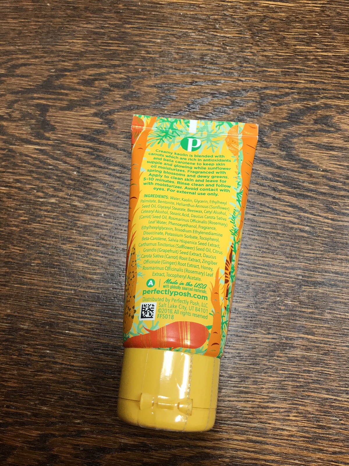 Perfectly Posh ~ 24 Carrots Nourishing ~ Face Mask ~ Brand New ~ Retired