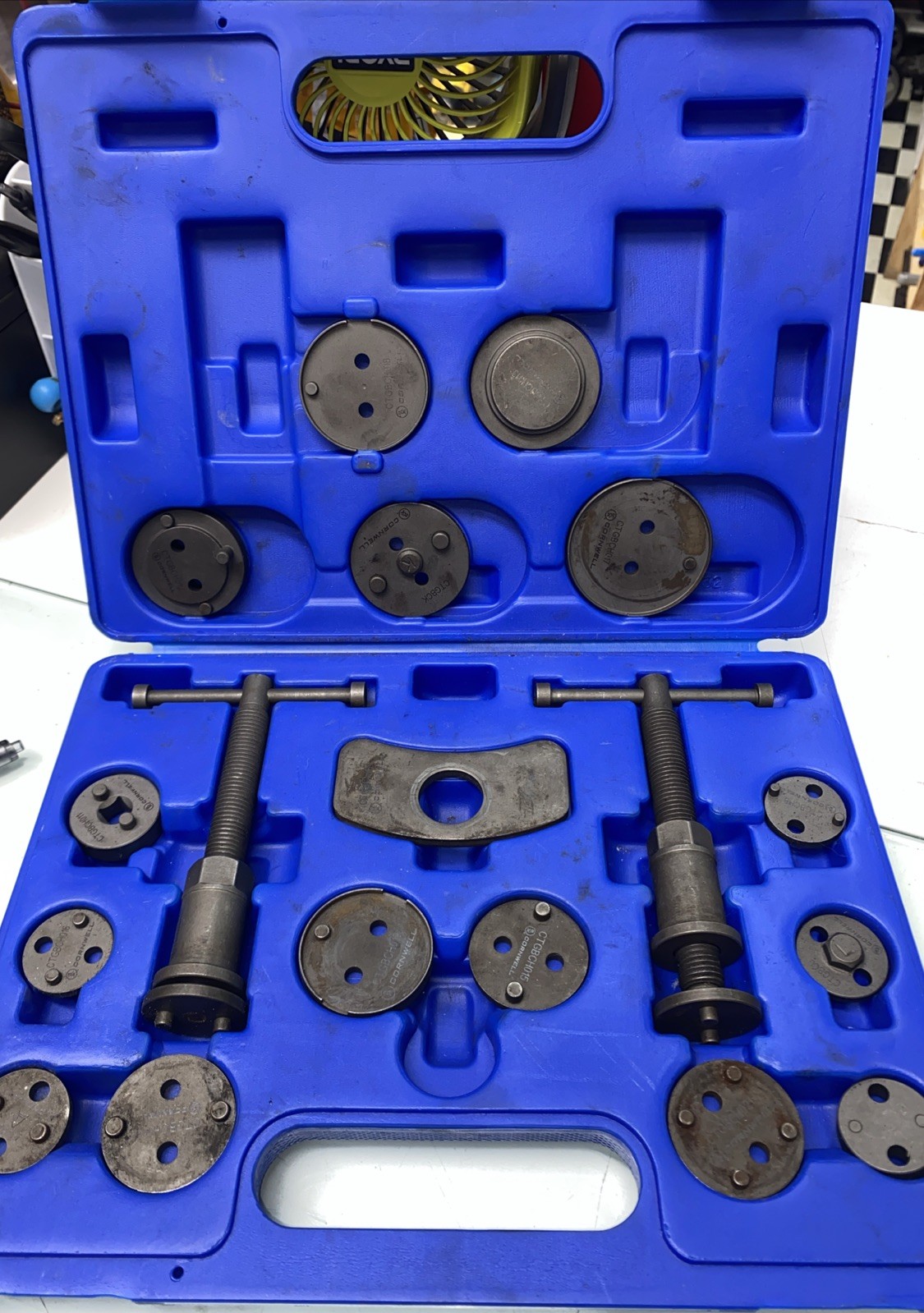Cornwell Tools 18 Piece Universal Disc Brake Caliper Set CTGBC18 207755