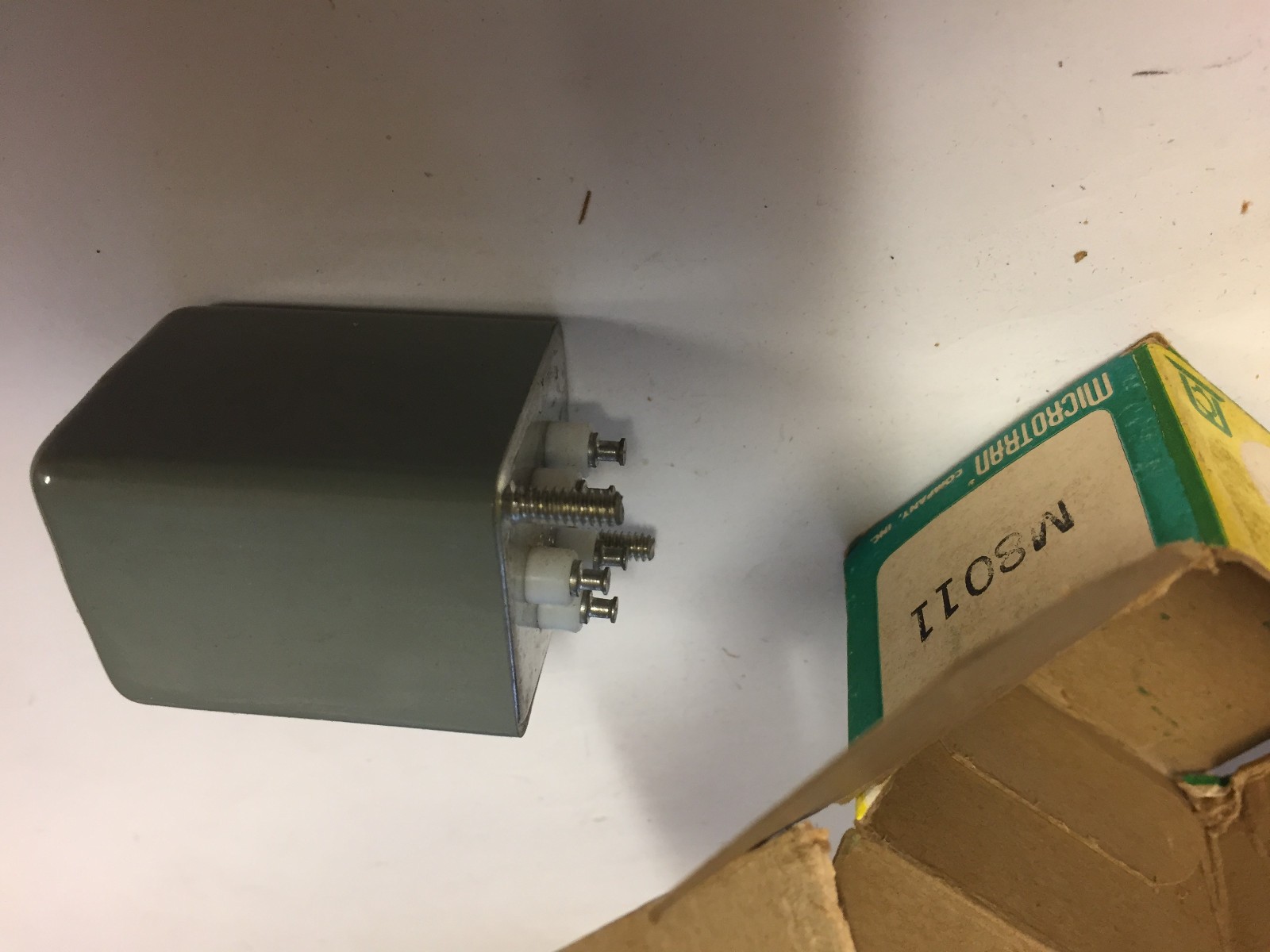M8011  MICROTRAN TRANSFORMER NOS