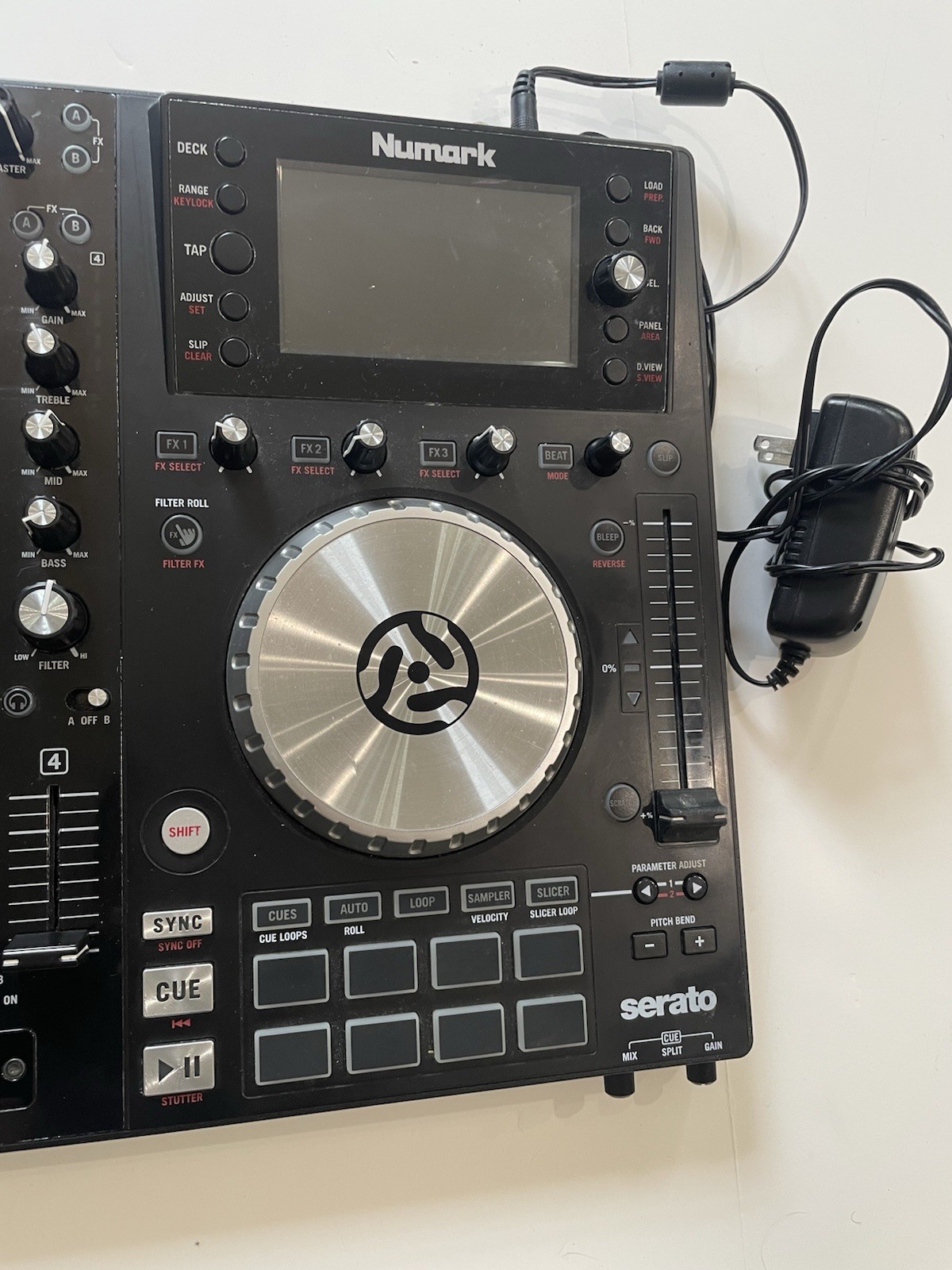 Numark NV 4-Deck Dual-Display USB DJ Controller Turn Tabletop - Black