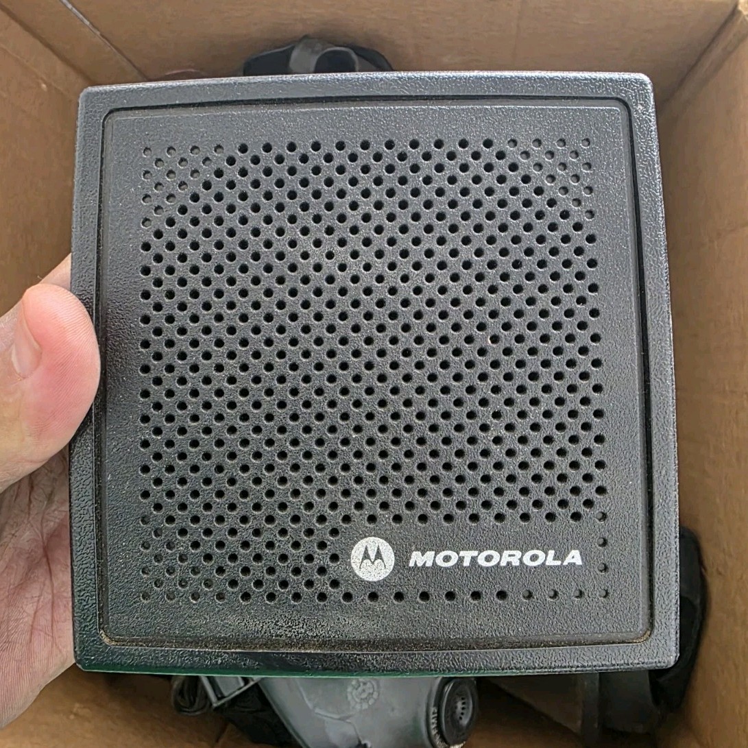 Motorola HSN4031B Radio Communication Speaker, Wired, Black, Rectangular