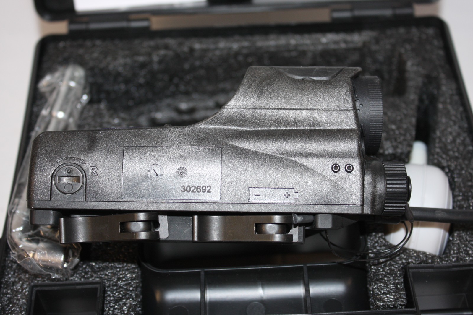 Mepro MOR PRO Multi-Purpose Reflex Sight W/Two Laser Pointers 4.3 MOA Dot Green