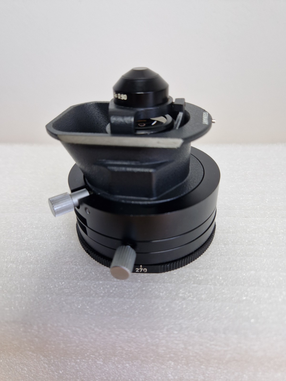 Leitz microscope pol condenser. missing polarizing filter.