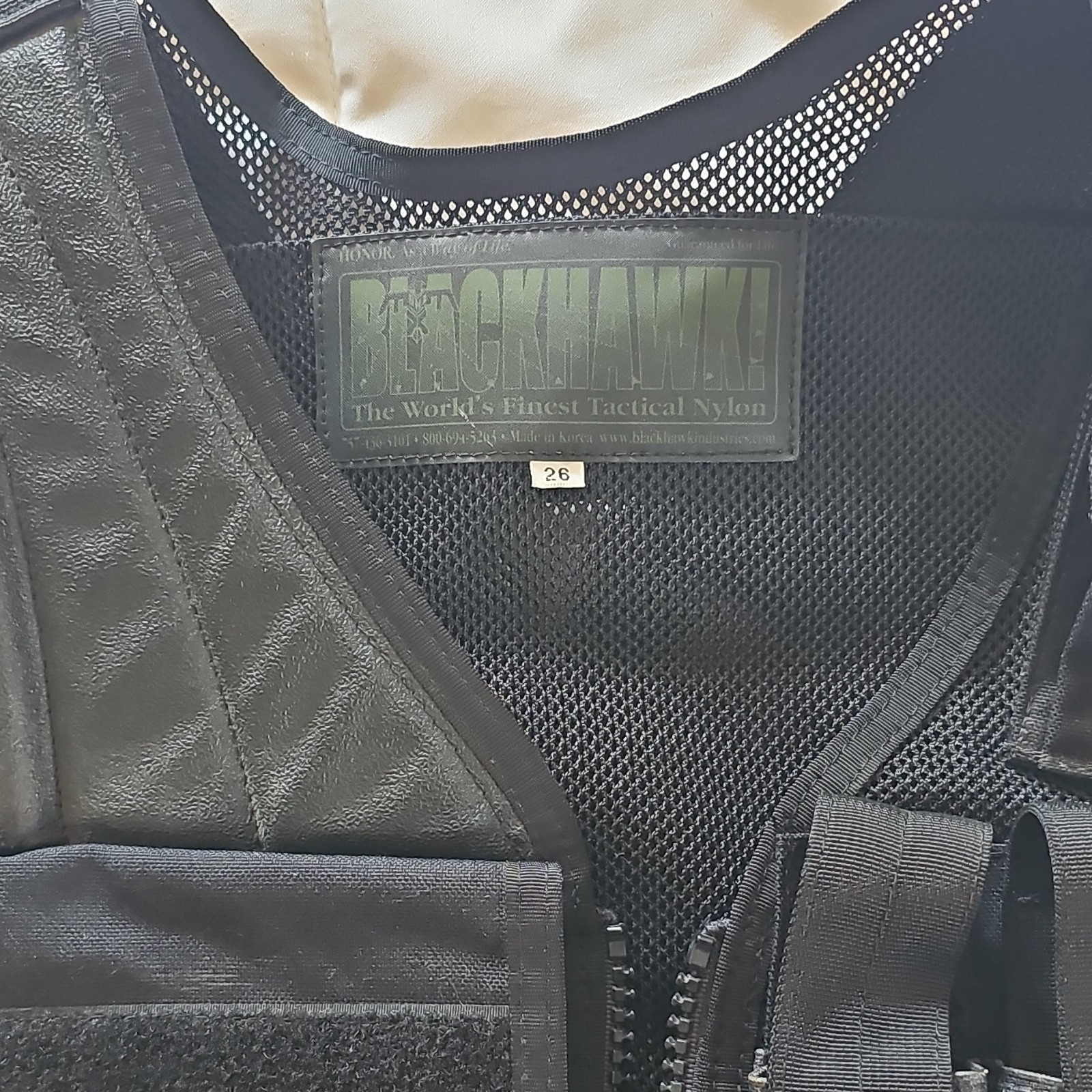 BLACKHAWK! Tactical Vest Black Mesh Nylon Chest, Size 26 Unisex Adults