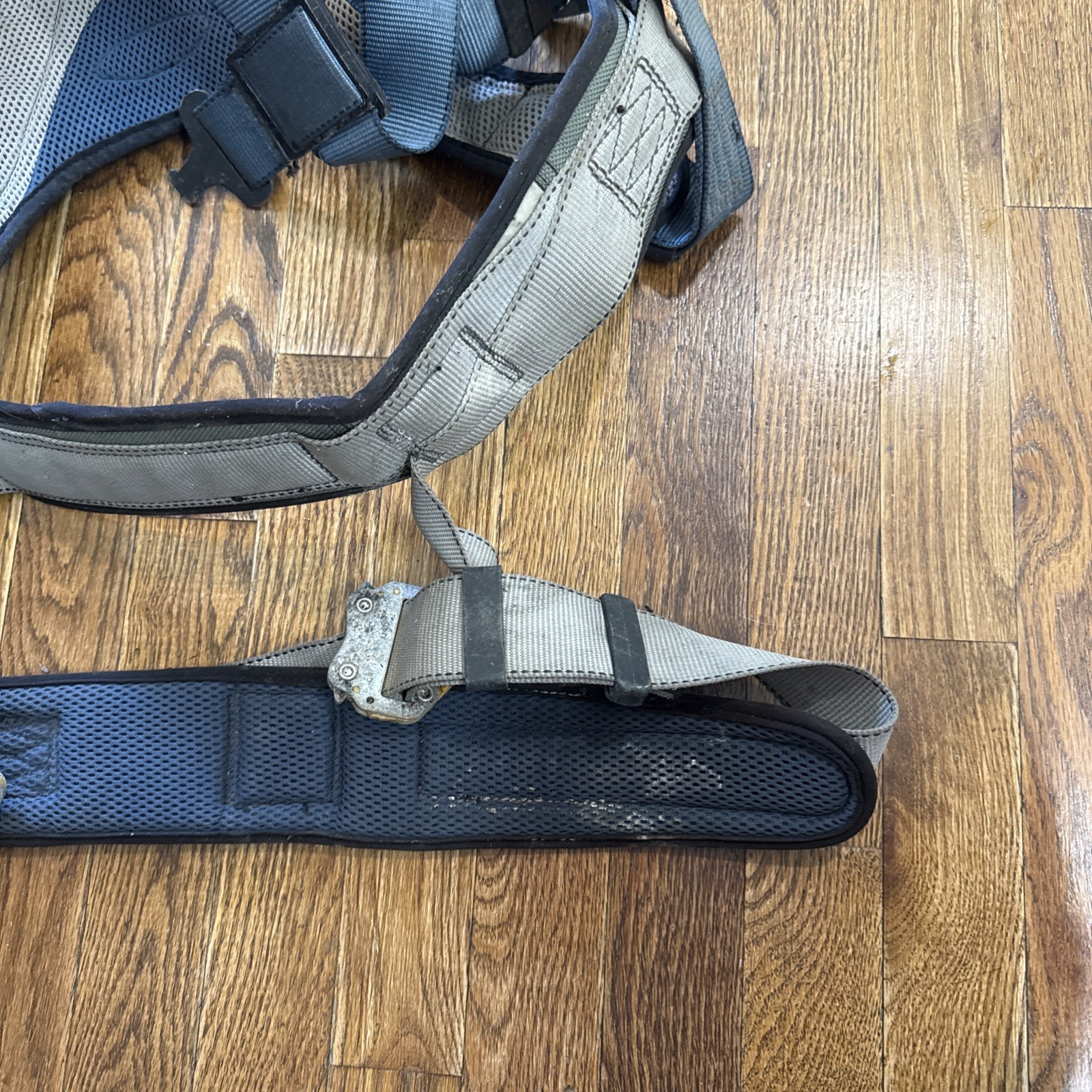 DBI-SALA 1107975 ExoFit Construction Safety Harness Small