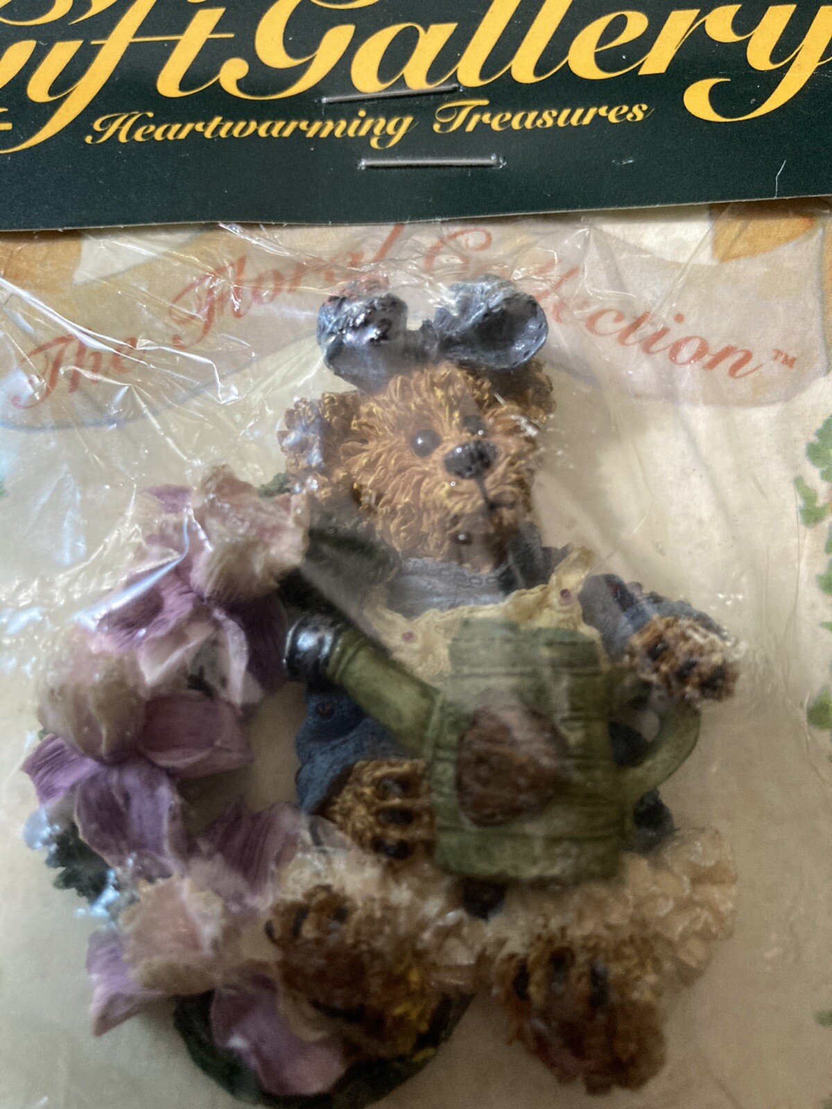 Boyds Bears 1999 ~IRIS...PURPLE PASSION~  BEARWEAR PIN  STYLE# 26128 New Sealed