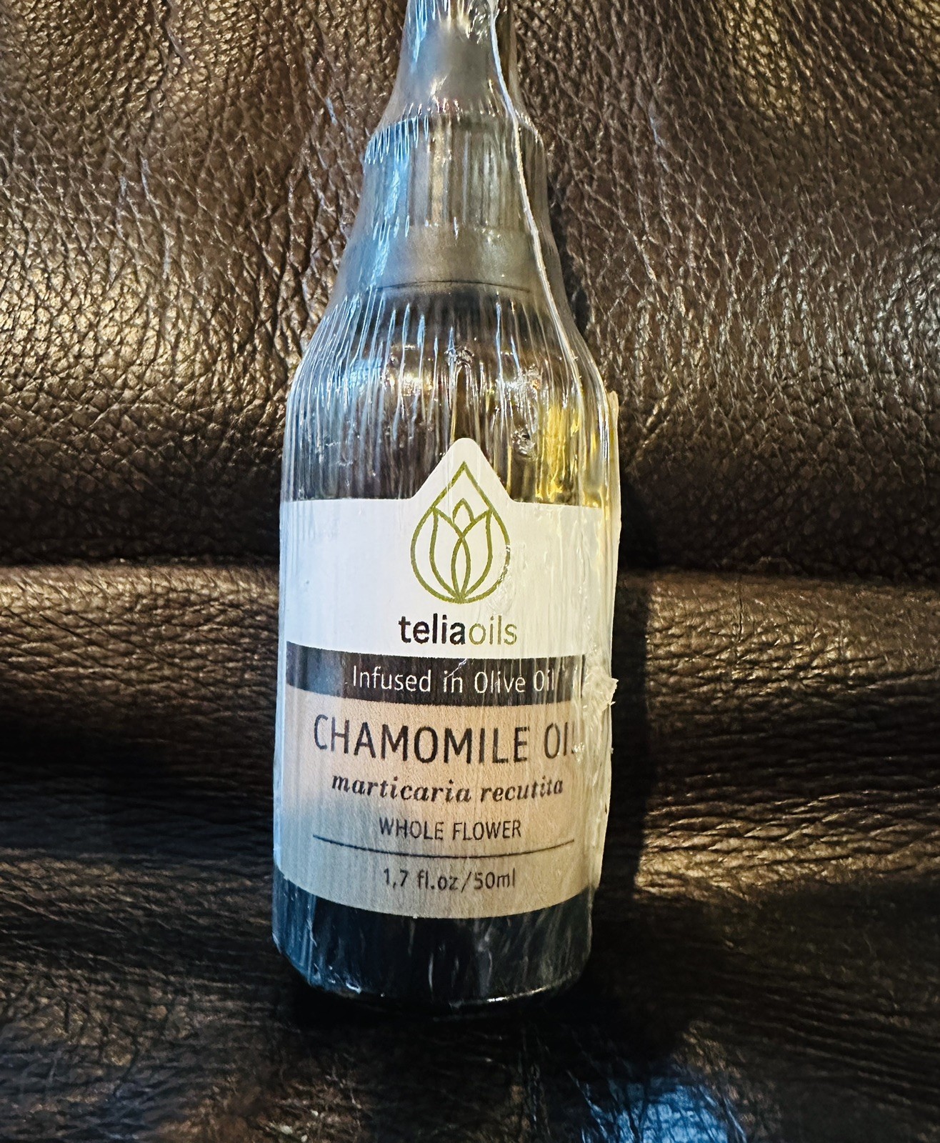 TeliaOils German Chamomile Oil with Olive Oil 100% Pure & Natural Therapeutic