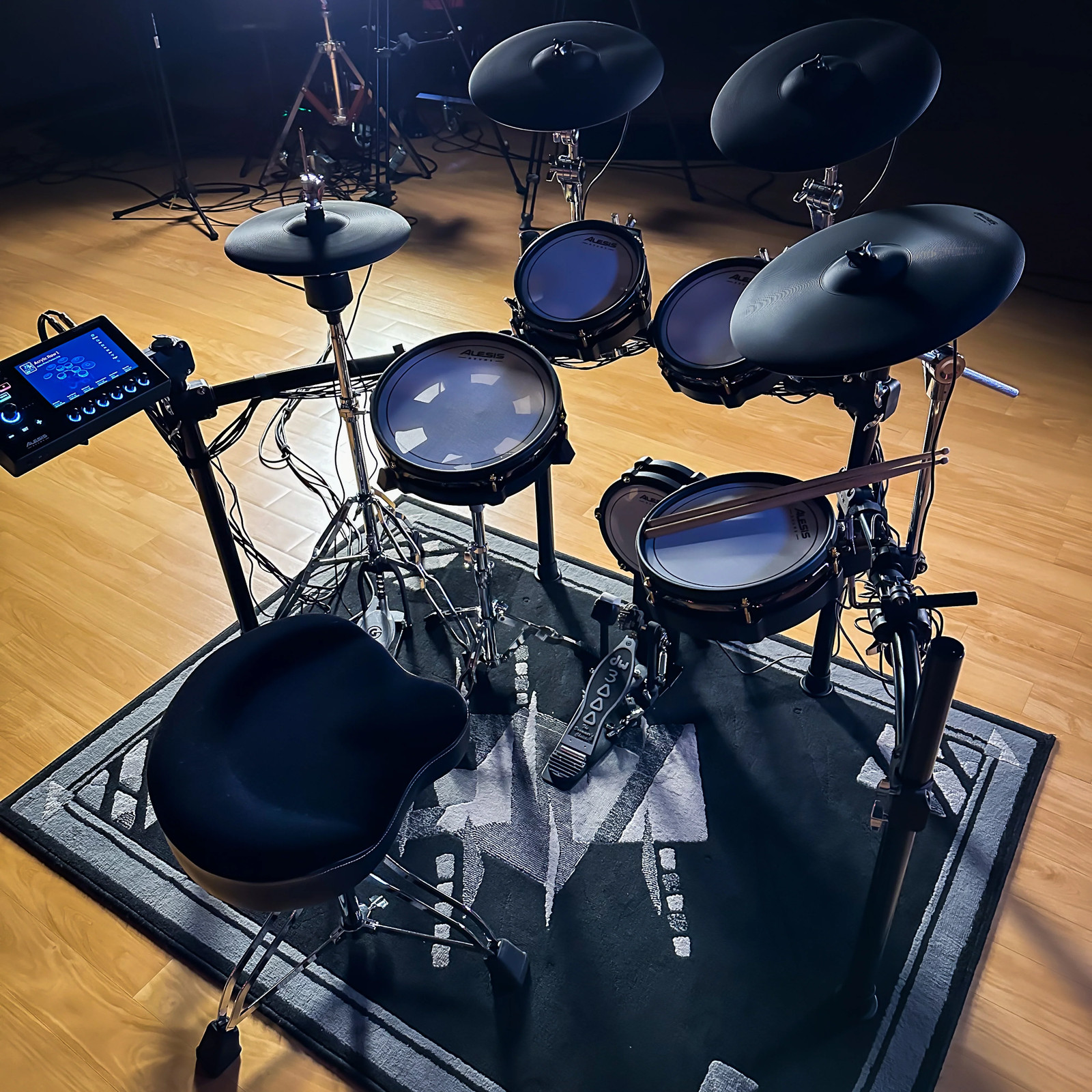 Alesis Strata Core Electronic Drum Set COMPLETE DRUM BUNDLE