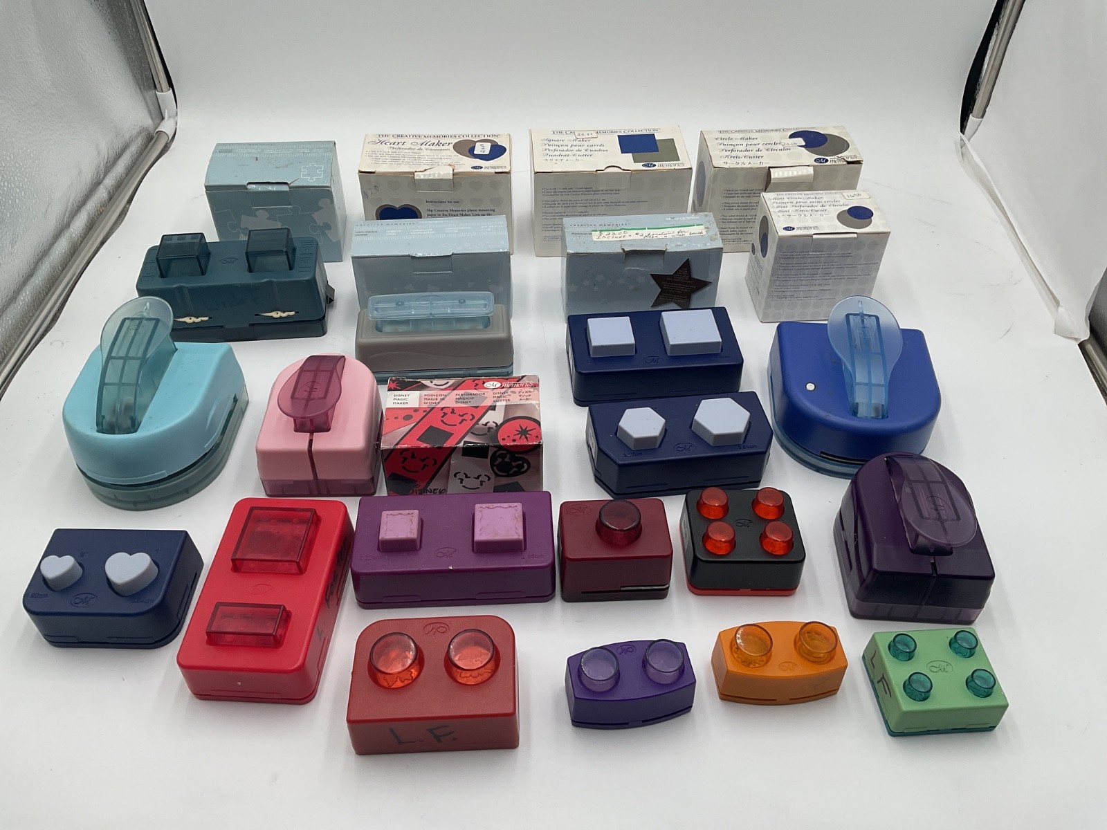 Creative Memories Shaper Punches Lot of 25 nice multi shape