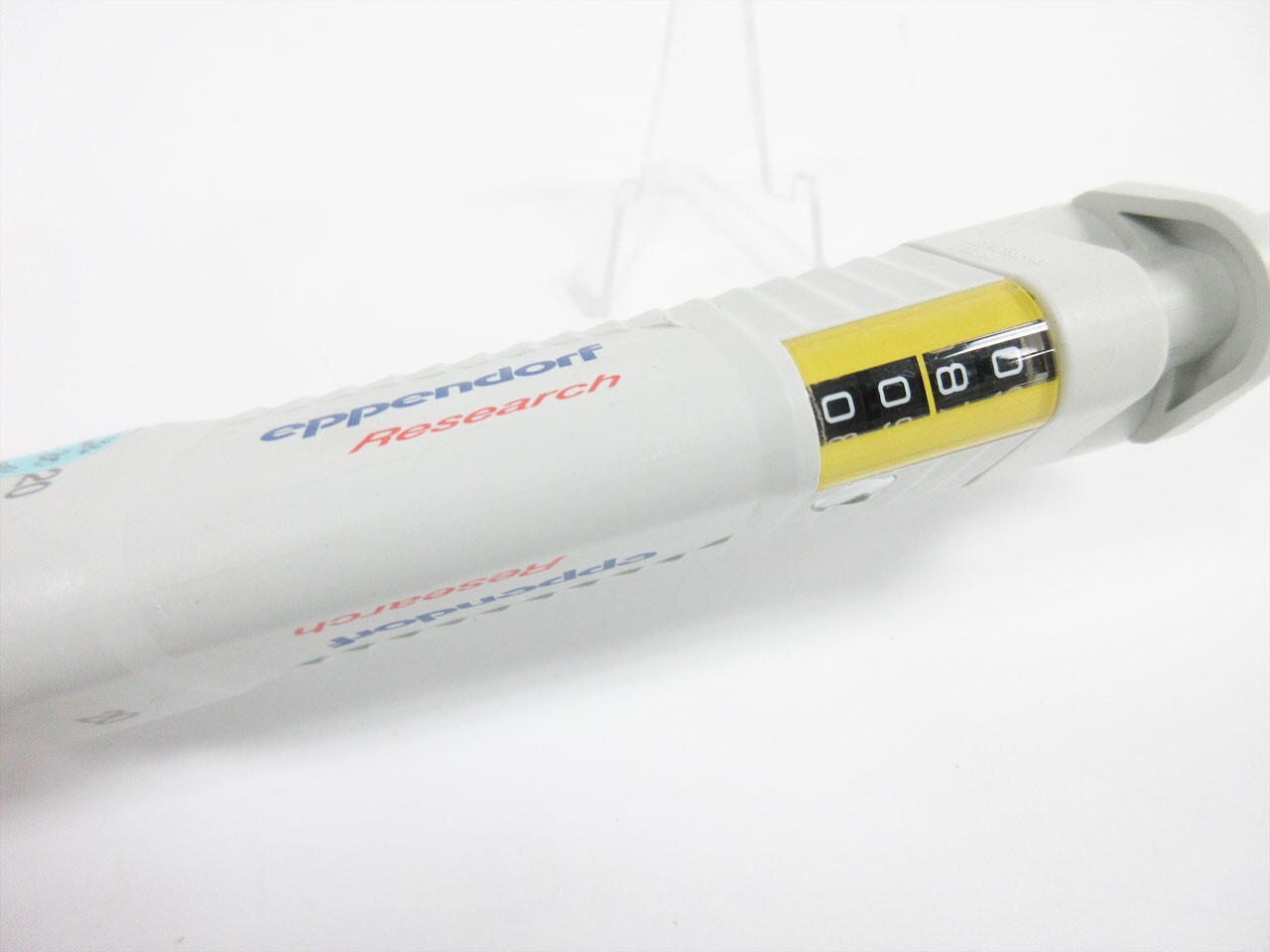 EPPENDORF RESEARCH 2 - 20 uL SINGLE CHANNEL PIPETTE E2100-20