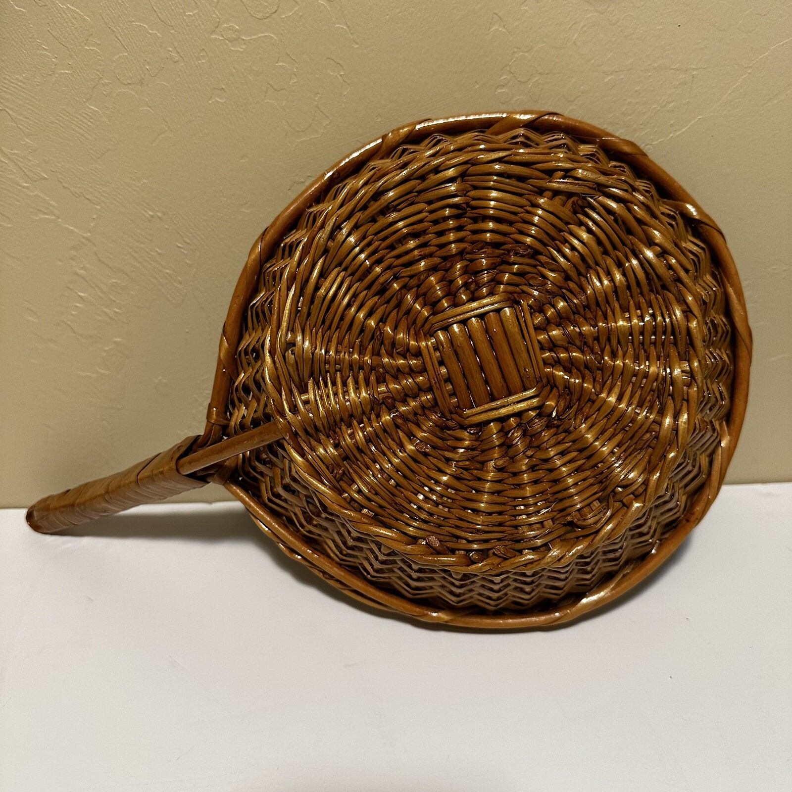 Vintage Small Weaved & Glazed Ladle Basket w/ Handle