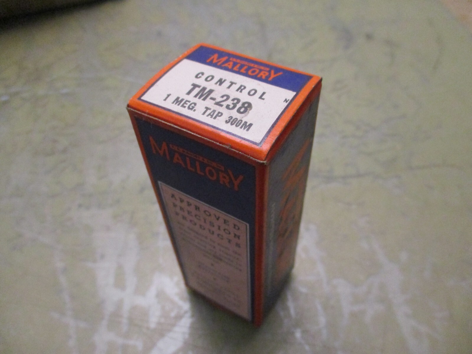 Vintage Mallory T-238 1 MEG. Tap 300M Midget Control [5*D-0]