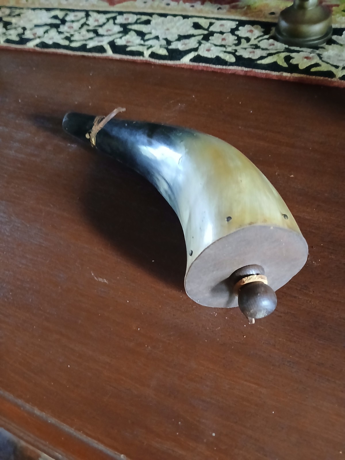 Authentic 18th Century Powder Horn Two Tone Large Size.