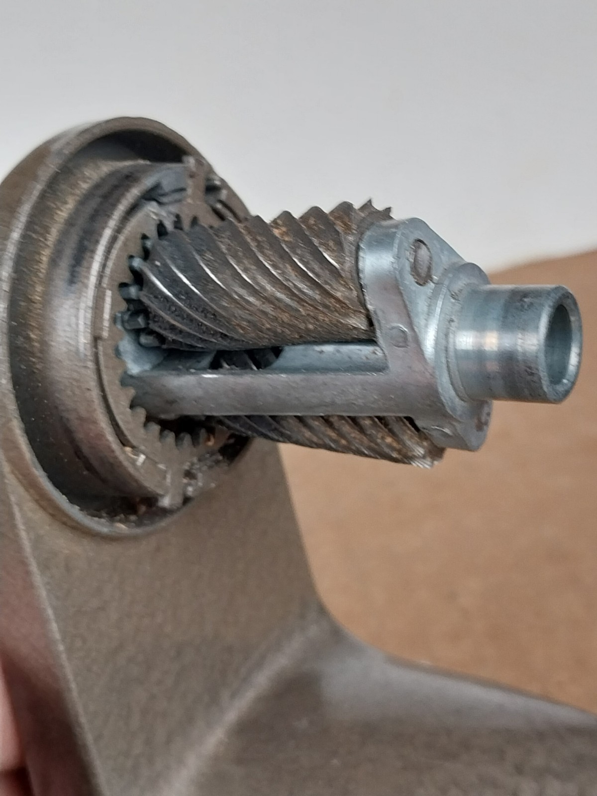 VTG Apsco Vacu-Base Suction Base Pencil Sharpener, Works