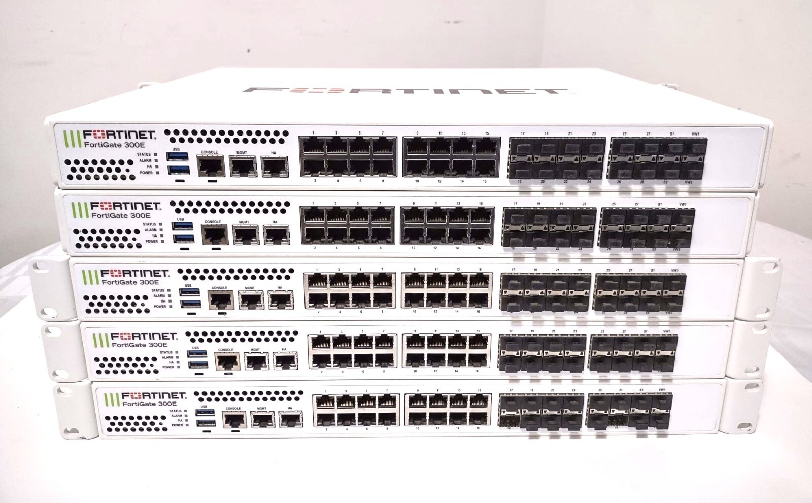 FortiGate FG-300E Network Security-Firewall "unregistered"