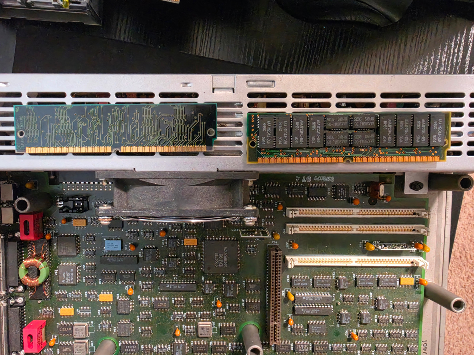 IBM PS/2 Model 50 / Type 8570 (Boots)