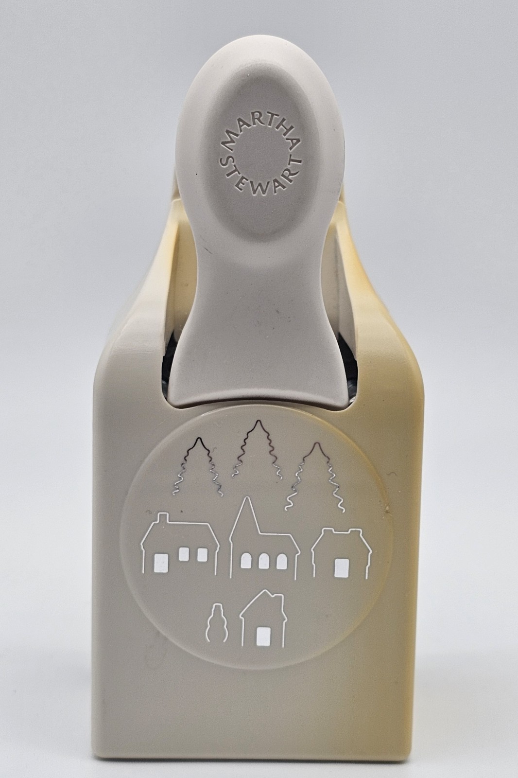 MARTHA STEWART CRAFT FROSTY 3-D VILLAGE POP-UP PAPER PUNCH SCRAPBOOKING