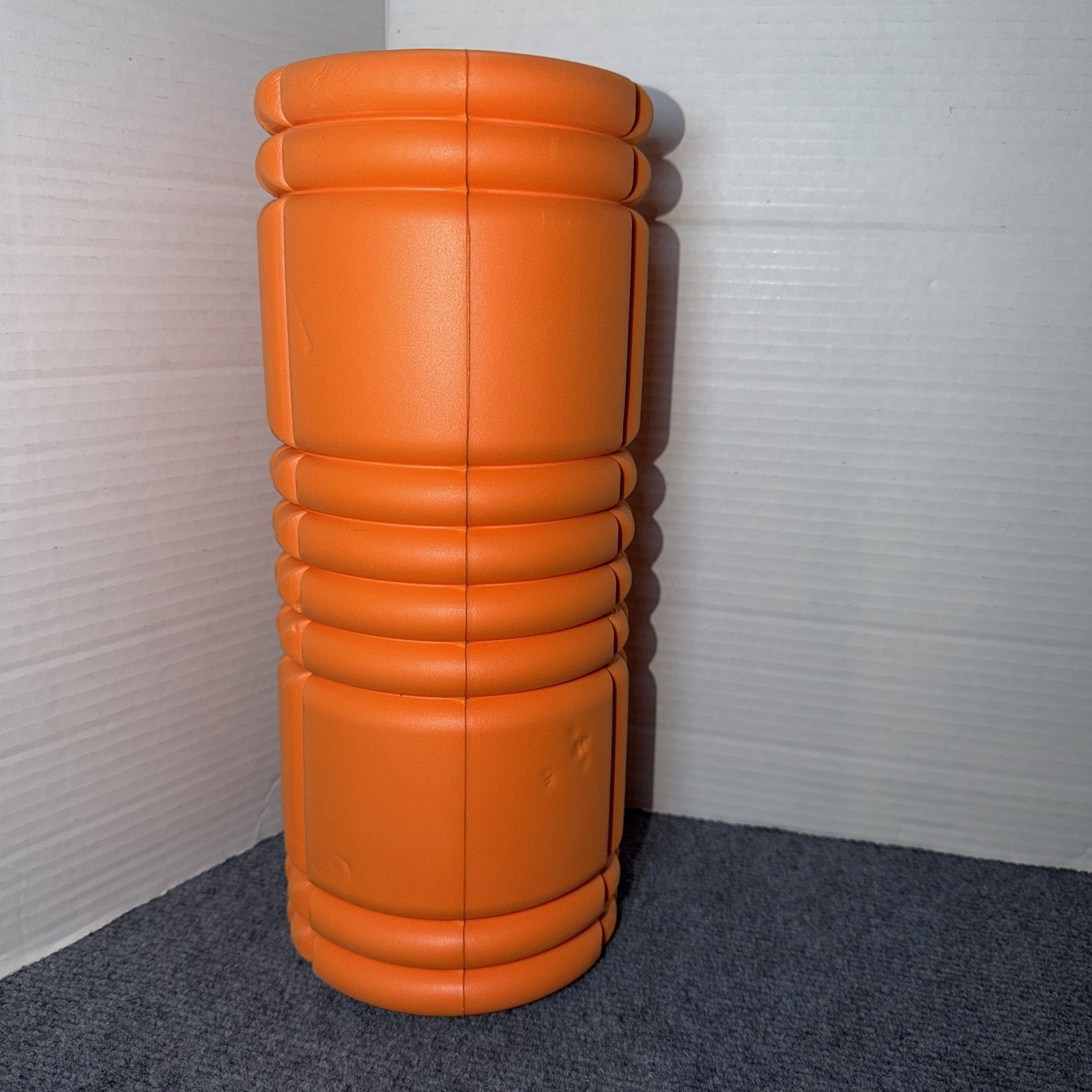 TRIGGERPOINT PERFORMANCE THERAPY GRID FOAM ROLLER 13-INCH, ORANGE - ORANGE EUC