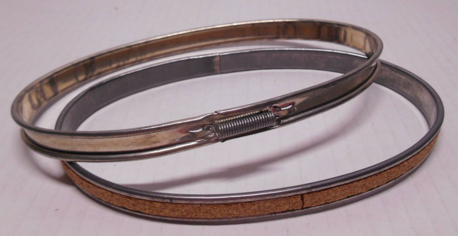 Vintage OVAL Metal Spring Tension Cork Lined Embroidery Hoop 6"